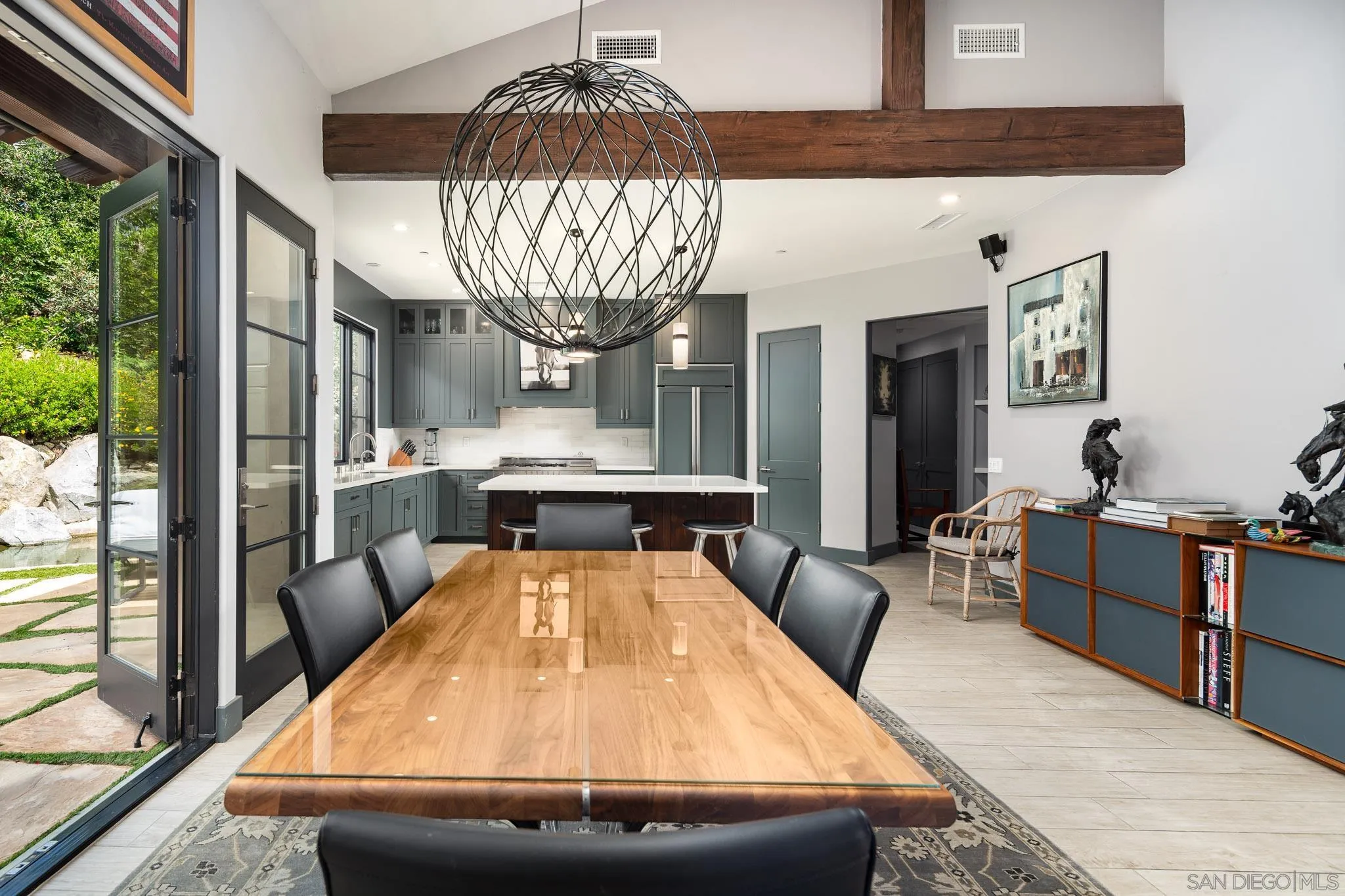 https://cdn.realtyfeed.com/cdn/127/260010529/eca4c5edd111e379e0700b2344740fbb.webp
