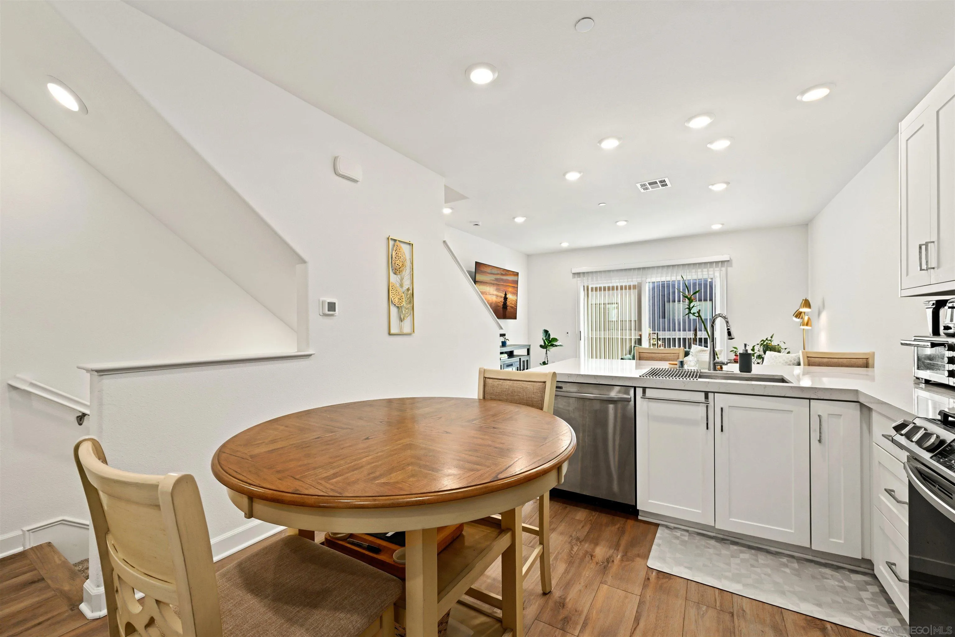 Photo #9: 260010531 Listing: Photo #9