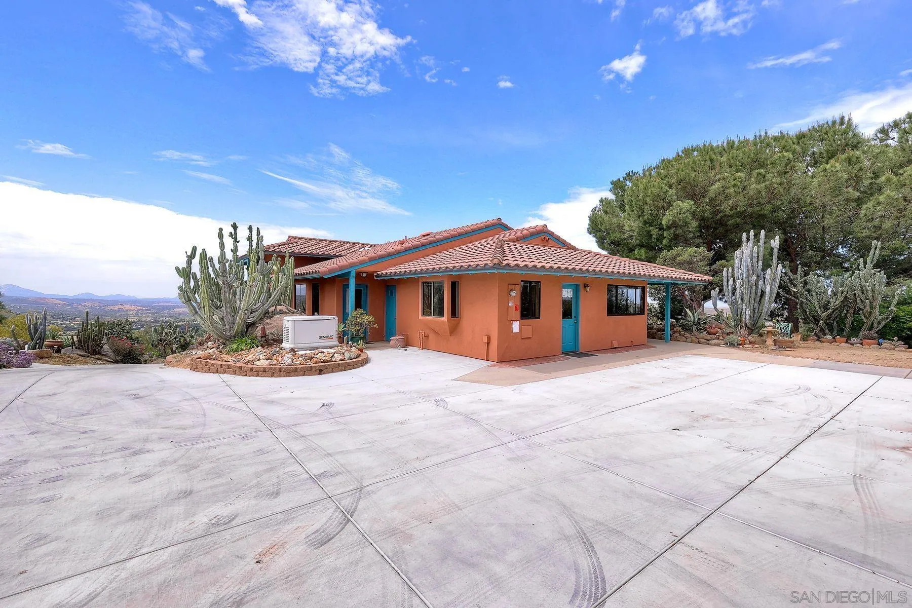 https://cdn.realtyfeed.com/cdn/127/260010532/fa16af03ccdd10225b7ad1e97885f94a.webp