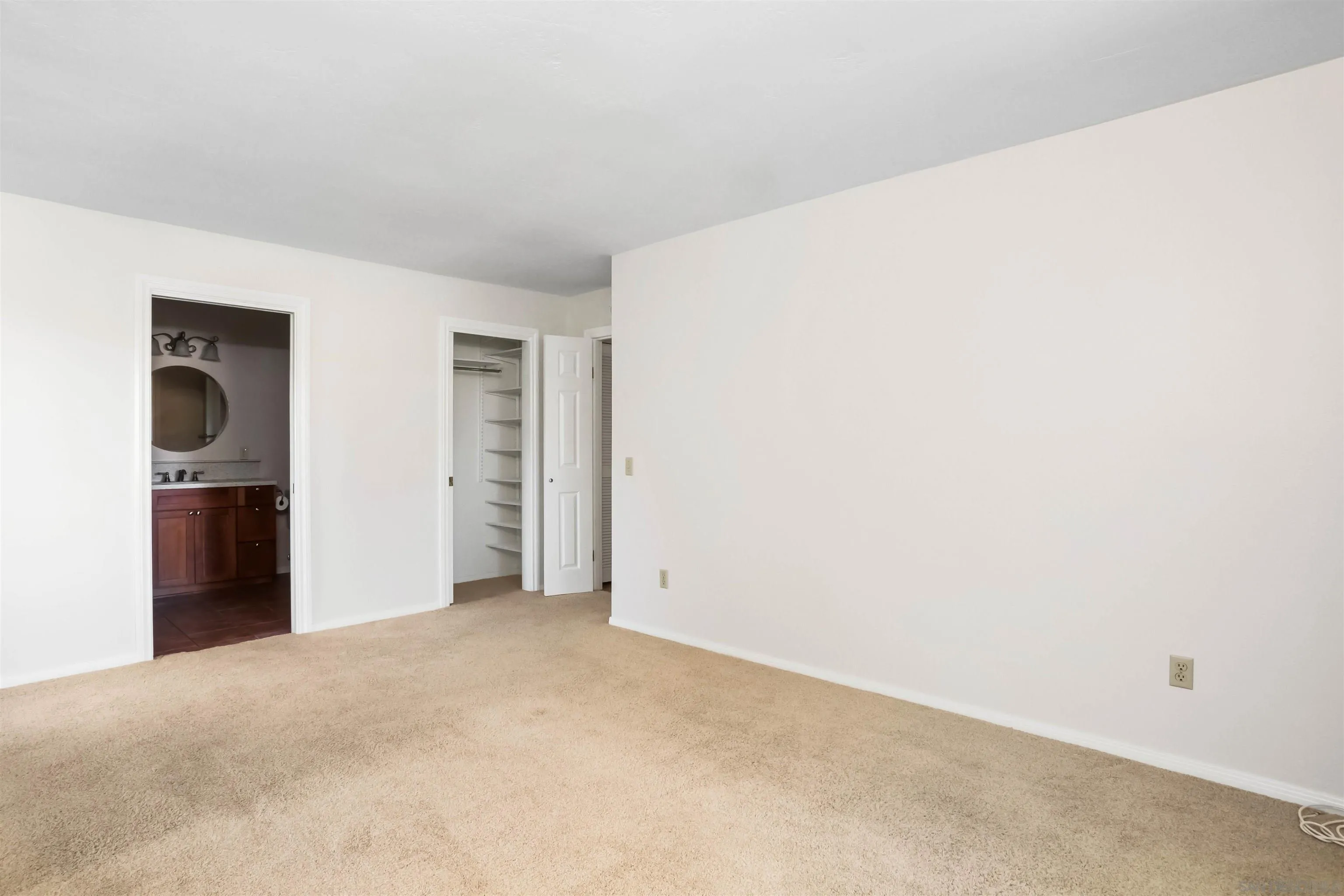 Photo #37: 260010533 Listing: Photo #37