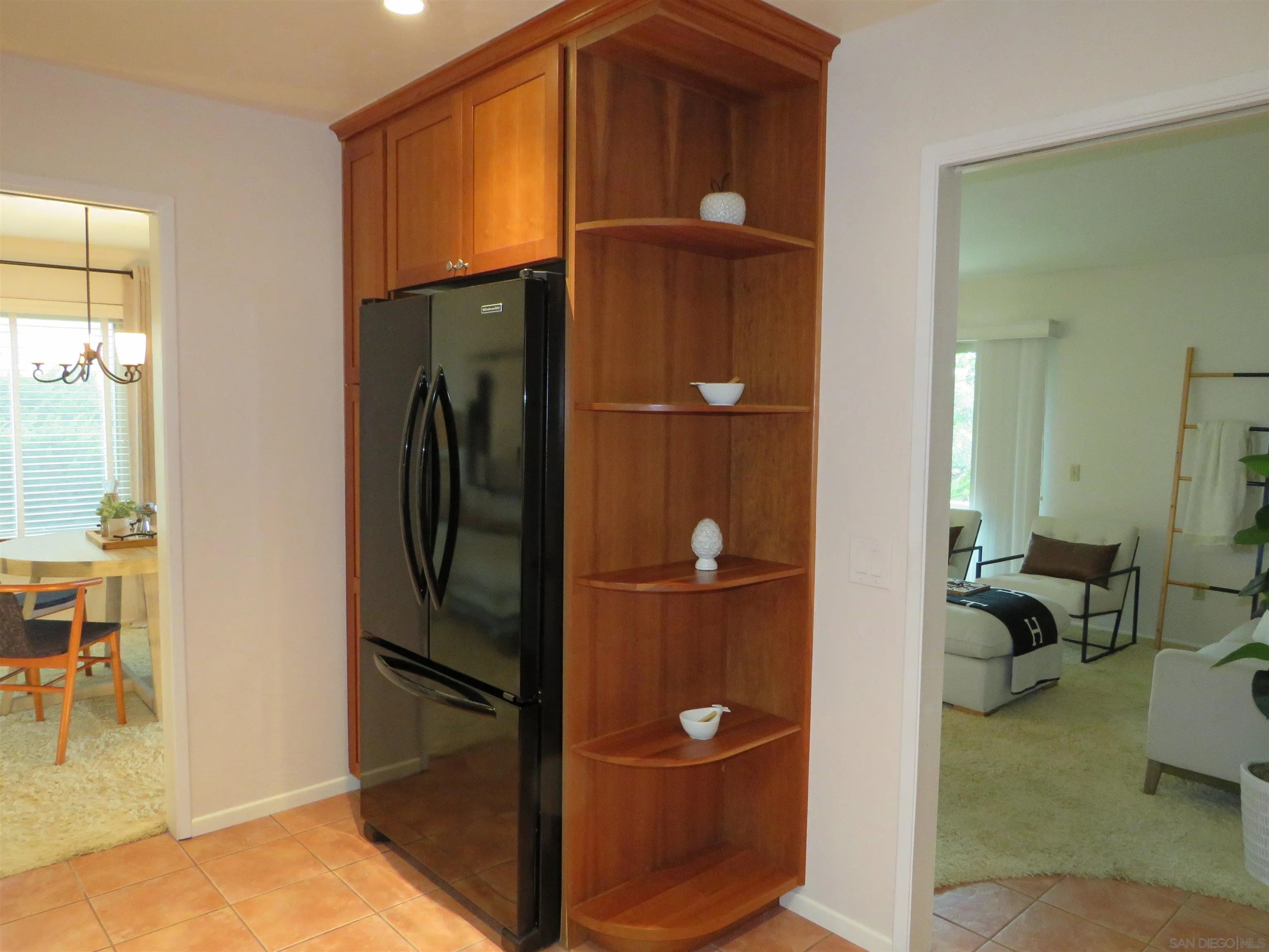 Photo #8: 260010533 Listing: Photo #8
