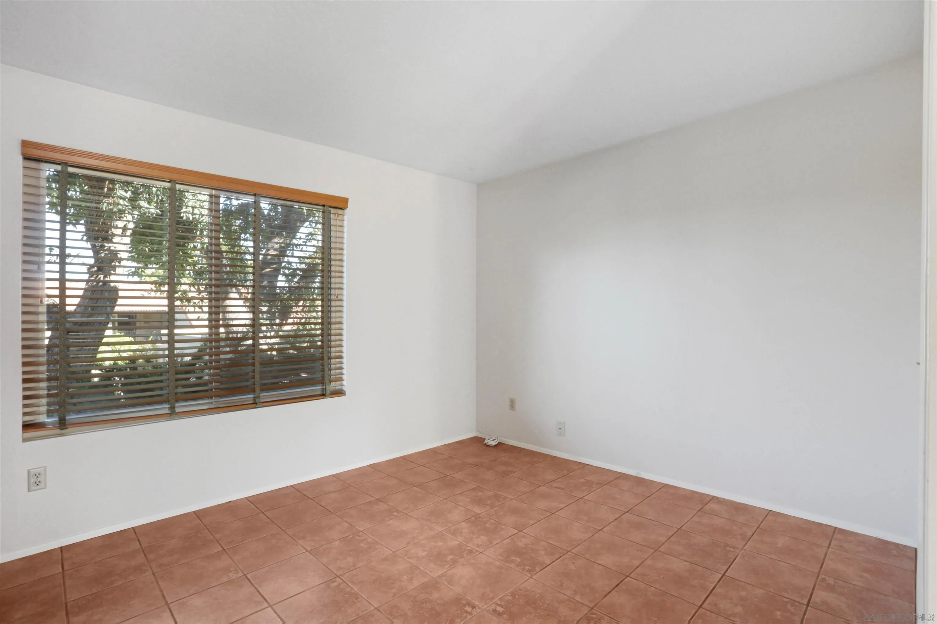 Photo #30: 260010533 Listing: Photo #30
