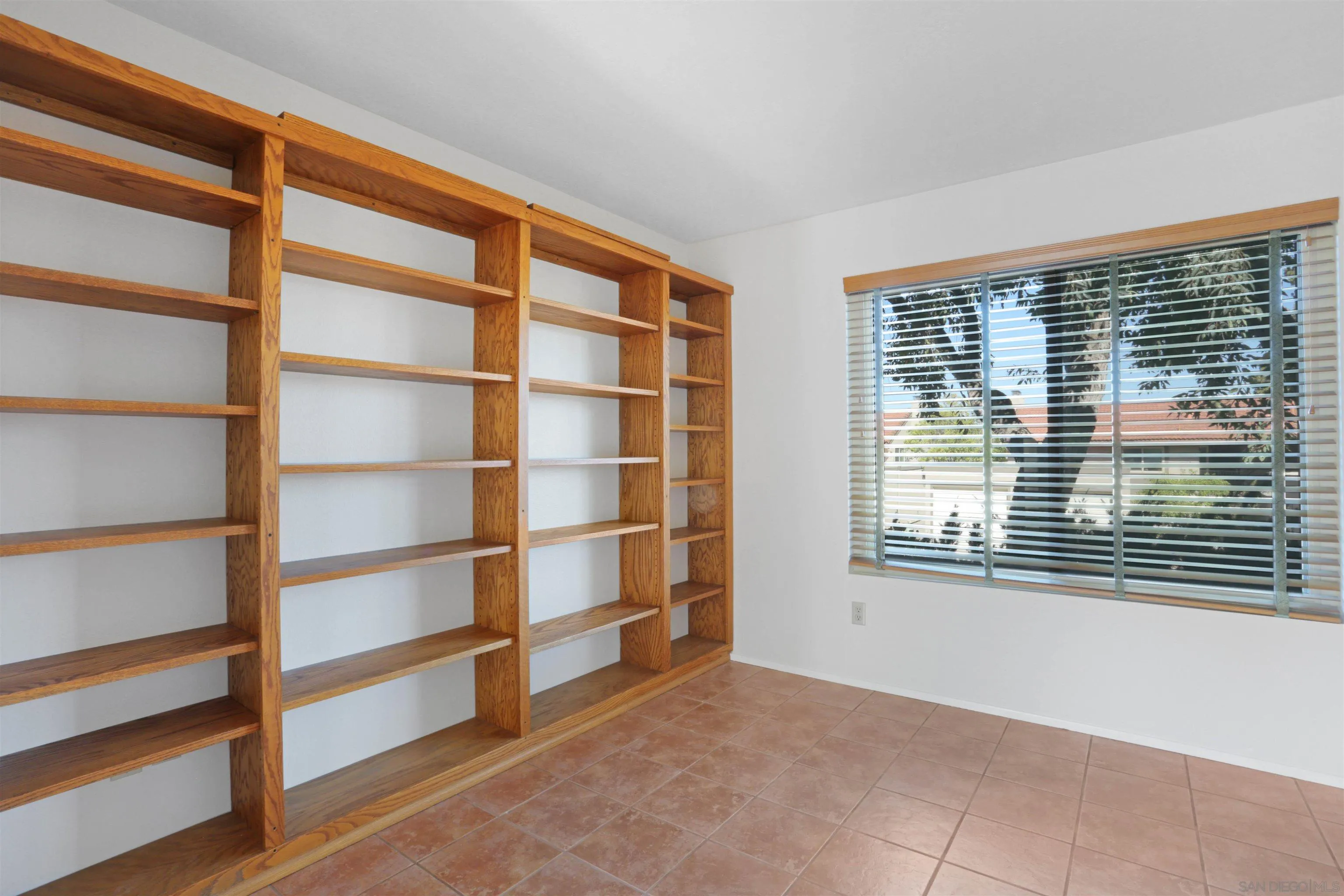 Photo #28: 260010533 Listing: Photo #28