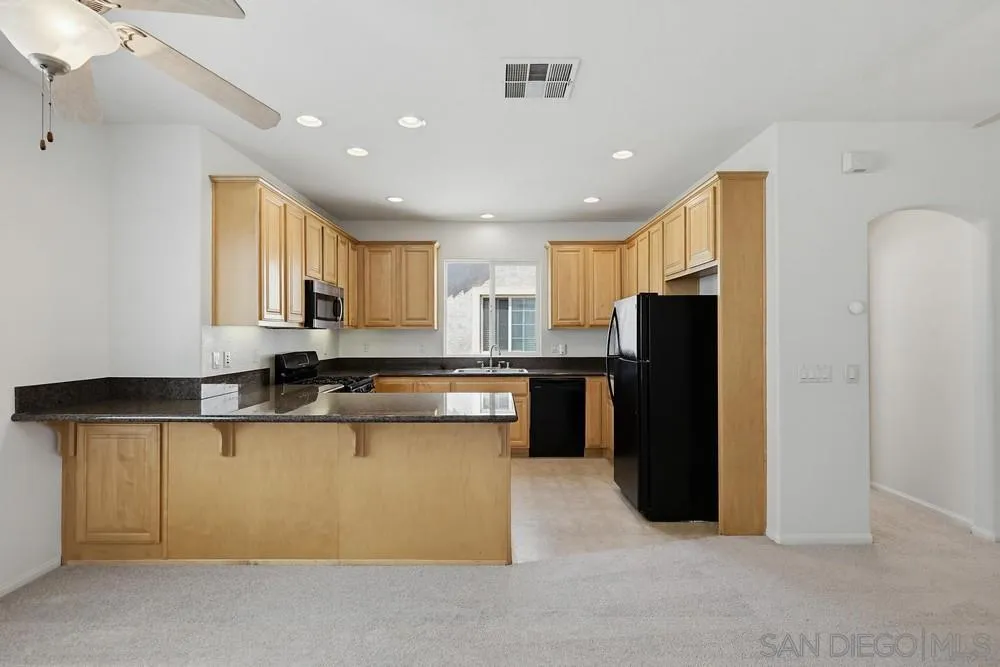 Photo #12: 260010534 Listing: Photo #12