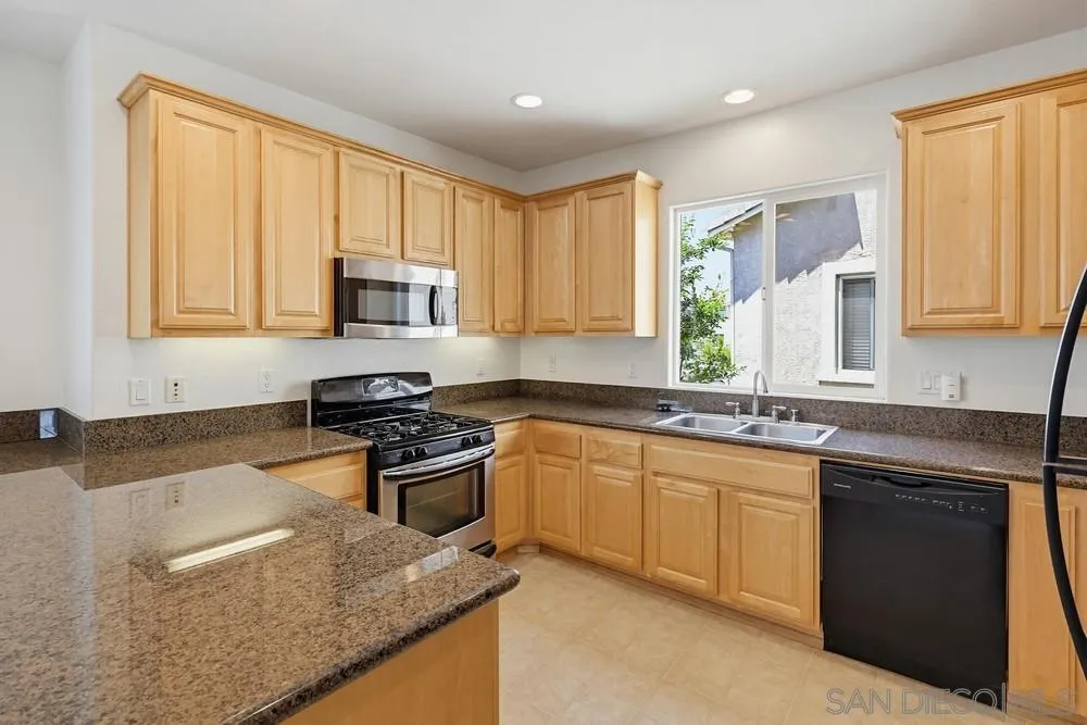 Photo #13: 260010534 Listing: Photo #13
