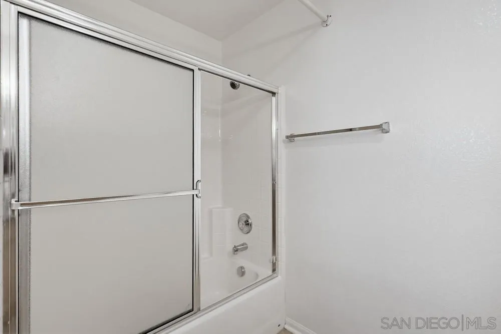 Photo #20: 260010534 Listing: Photo #20