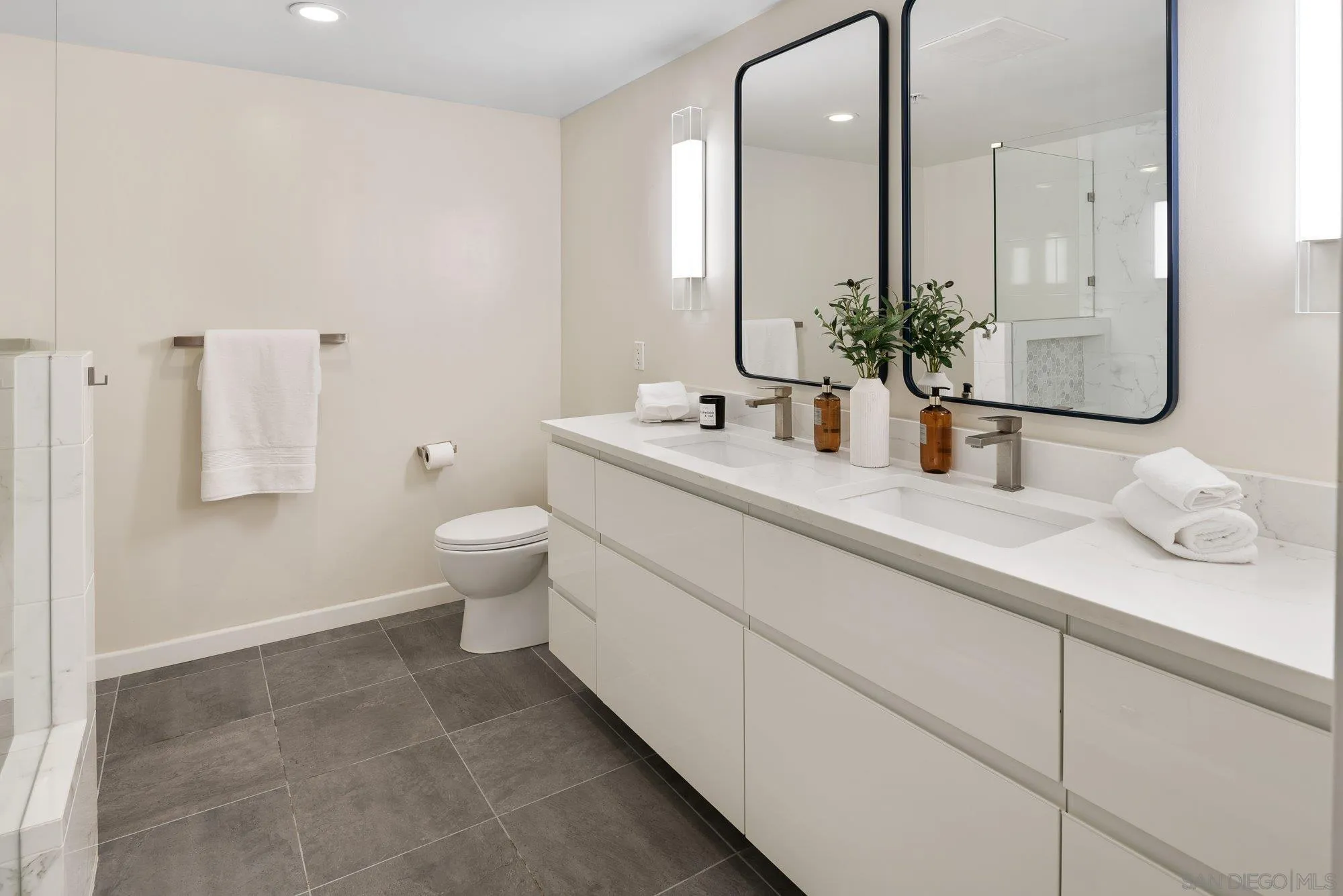 Photo #34: 260010535 Listing: Photo #34