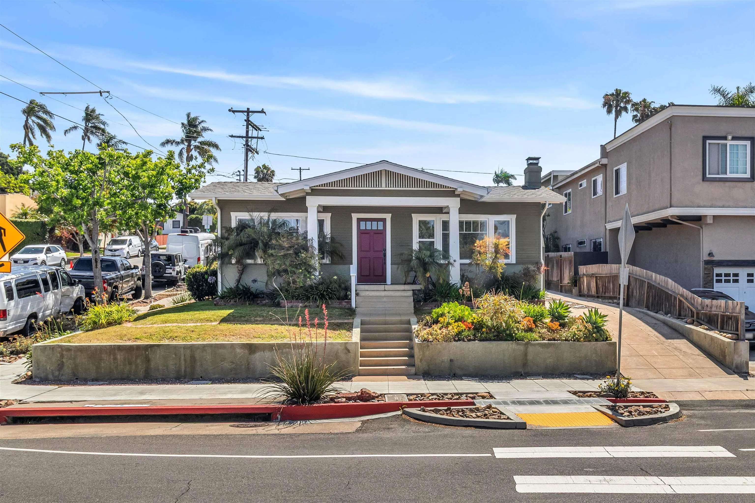 https://cdn.realtyfeed.com/cdn/127/260010537/3efc0814bfaf30966c87d6c4e49345b8.webp