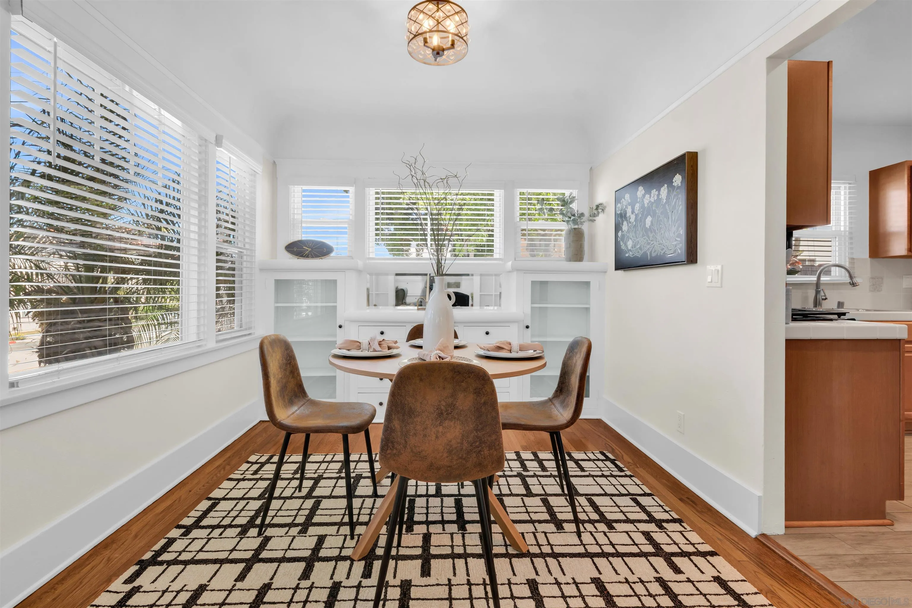 https://cdn.realtyfeed.com/cdn/127/260010537/89d4da55d9eb36cbeec81bbf38c4c547.webp