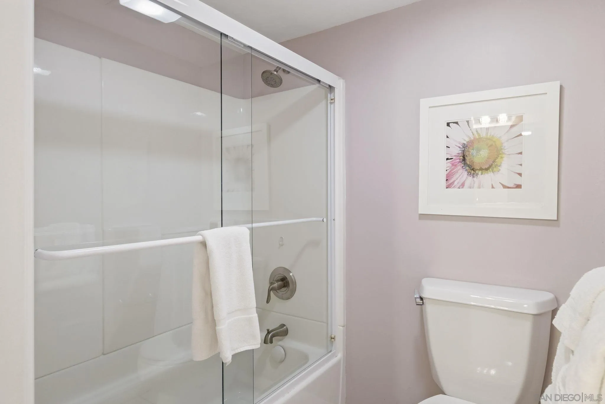 Photo #26: 260010540 Listing: Photo #26