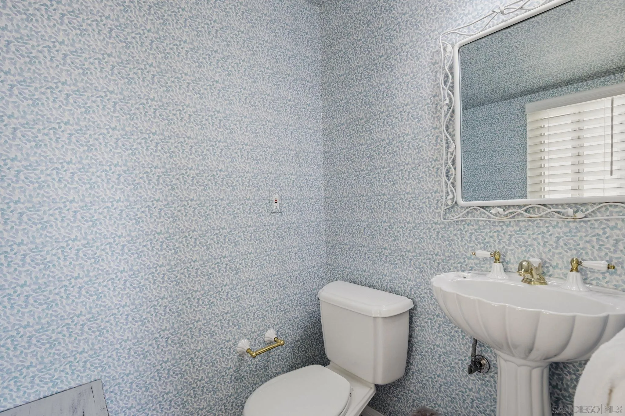 Photo #27: 260010540 Listing: Photo #27