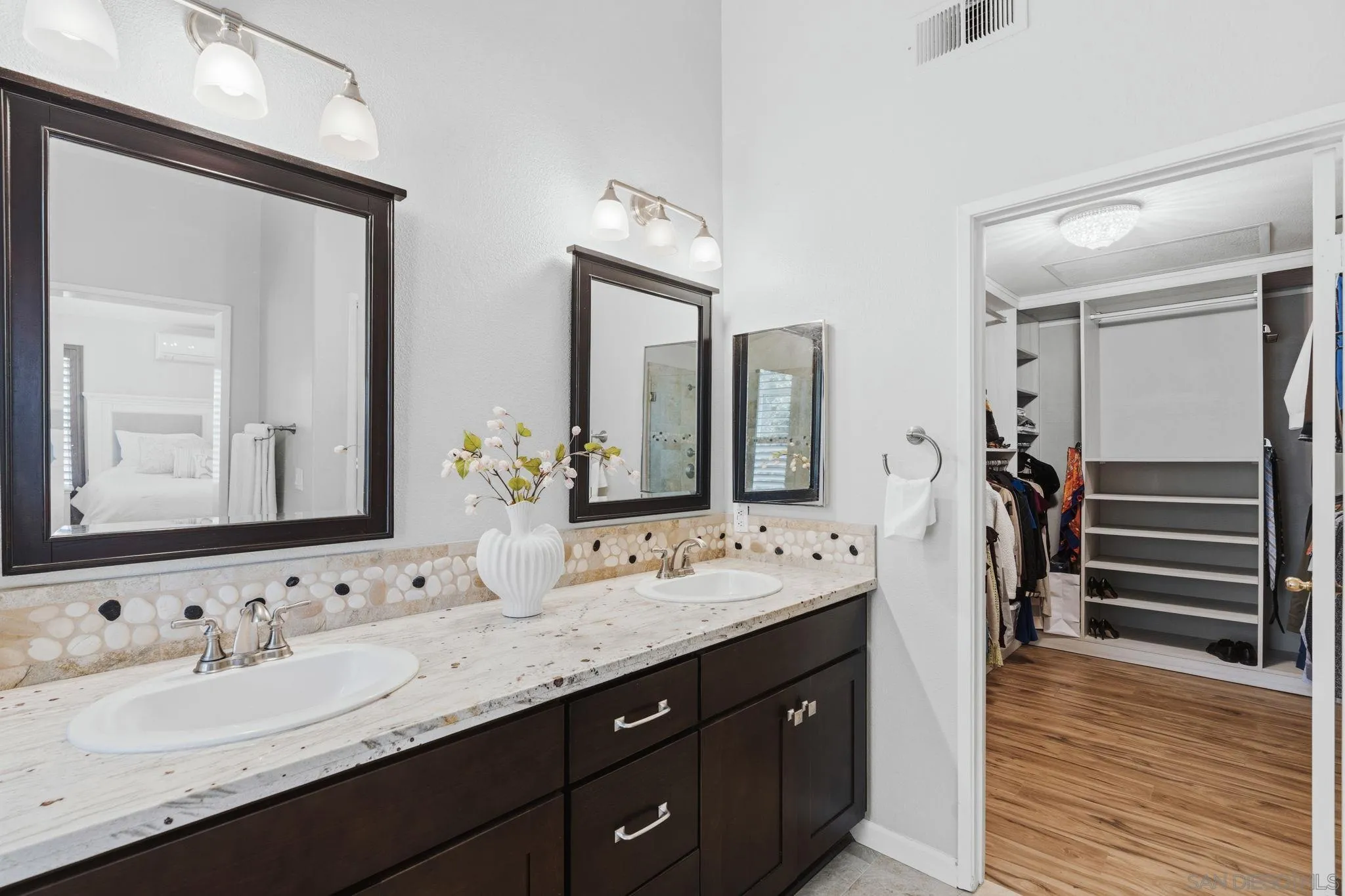 Photo #20: 260010543 Listing: Photo #20