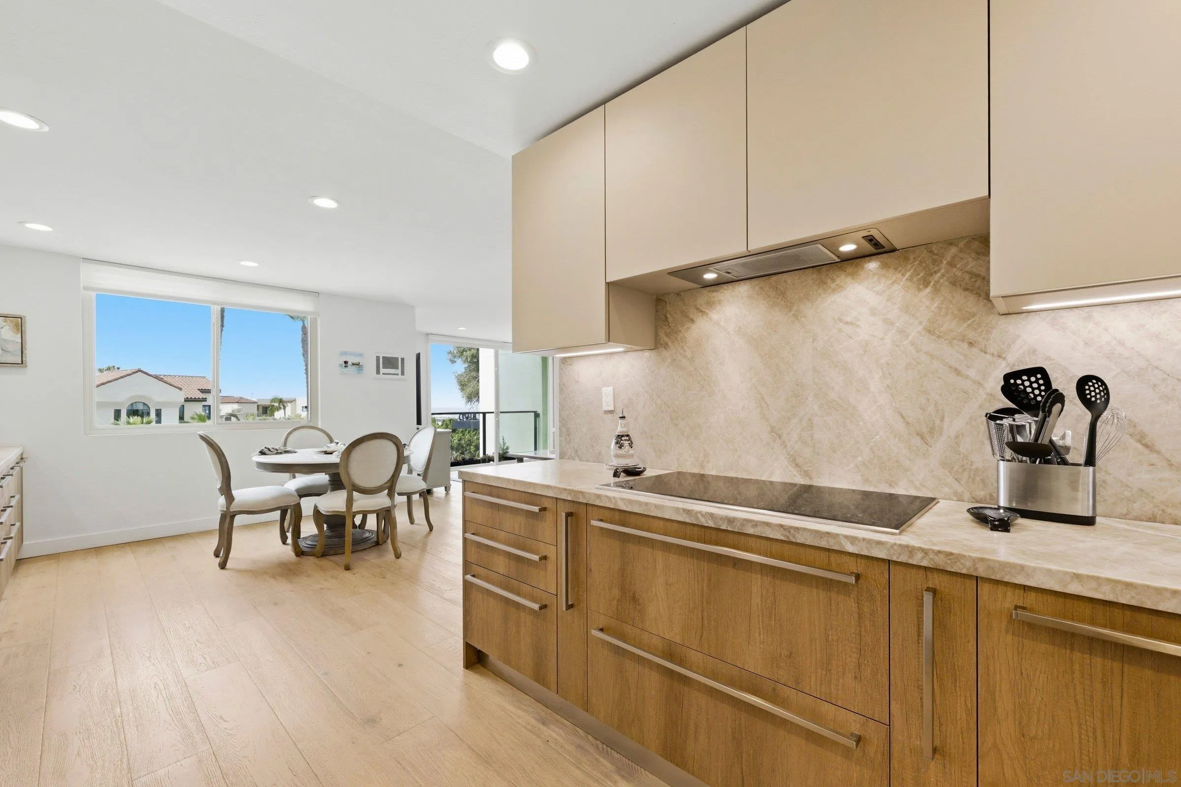 Photo #15: 260010547 Listing: Photo #15