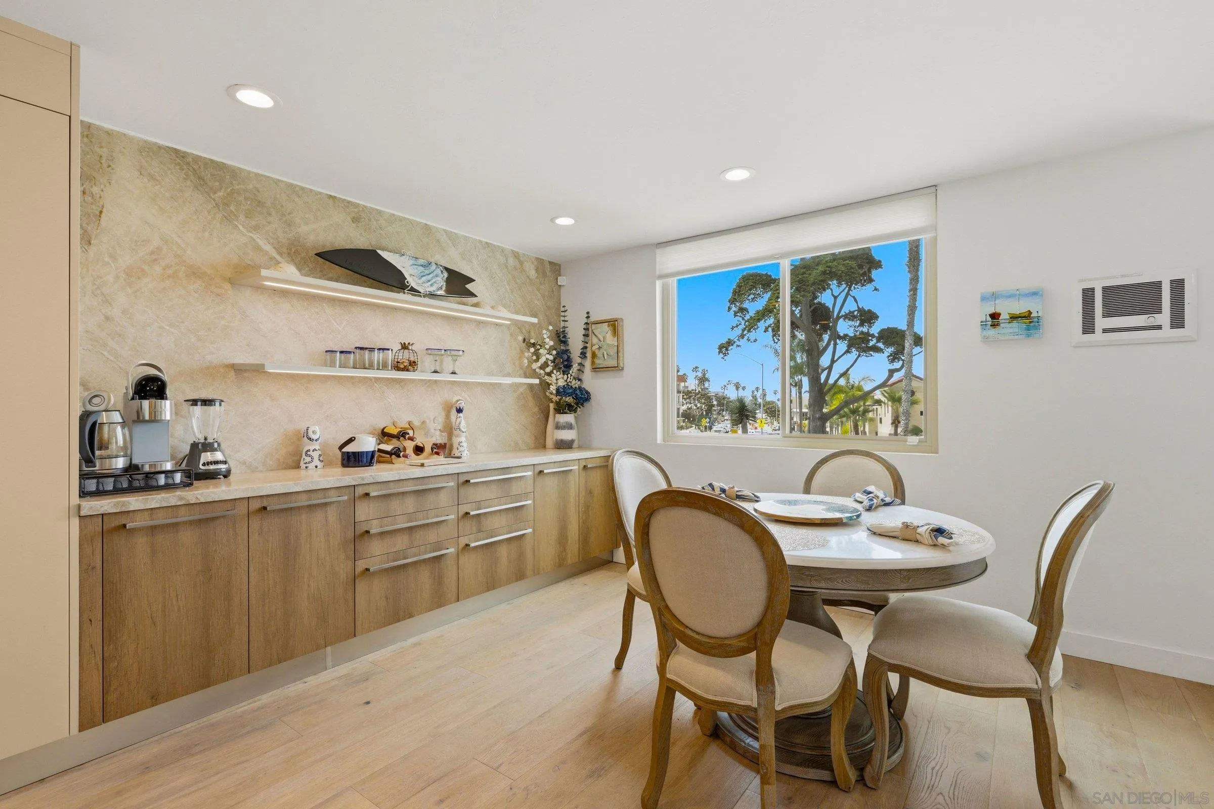https://cdn.realtyfeed.com/cdn/127/260010547/6bc233ef087c8d241e1cb5a48c2c80b2.webp