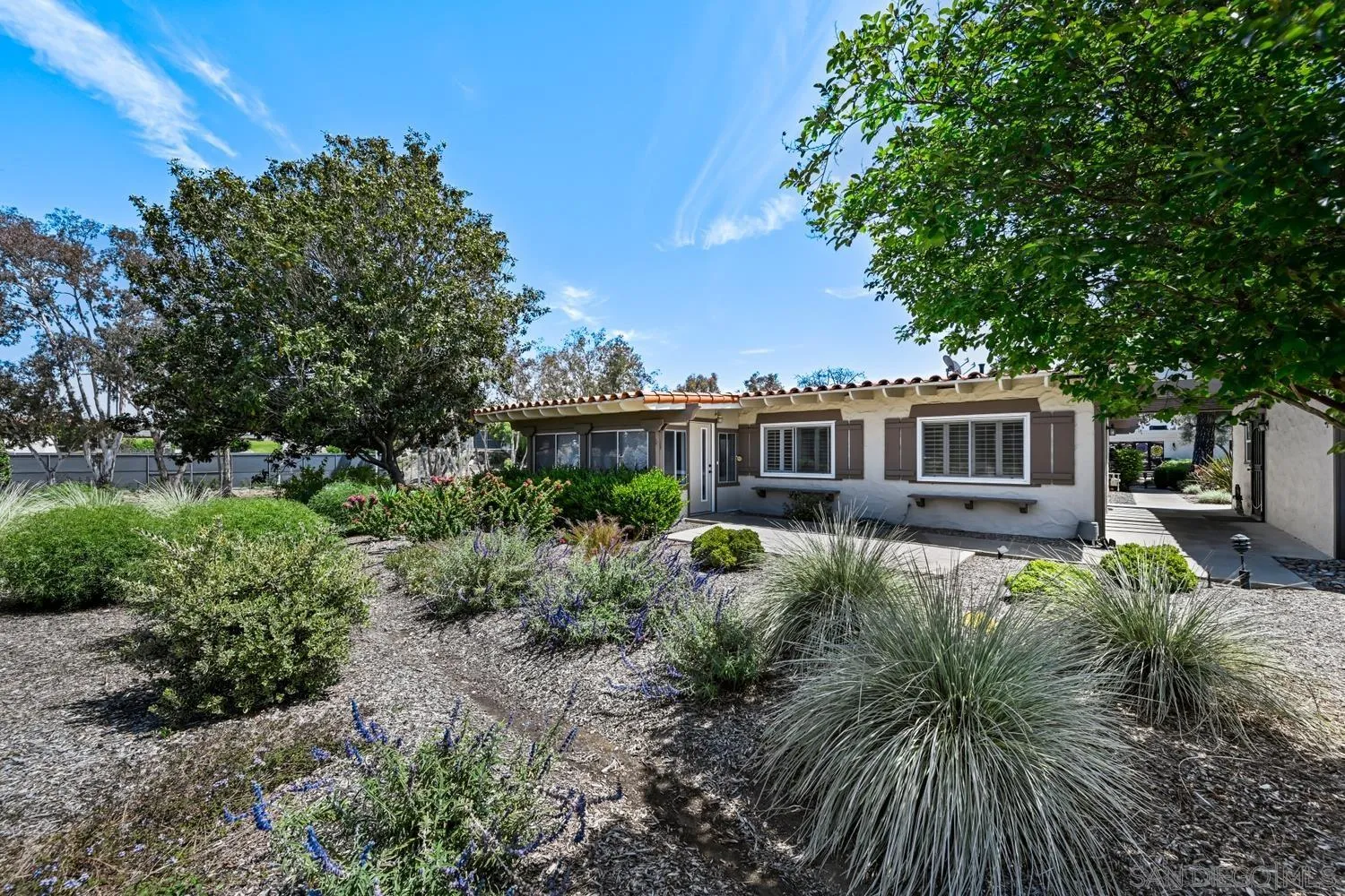 Photo #1: 260010549 Listing: Photo #1