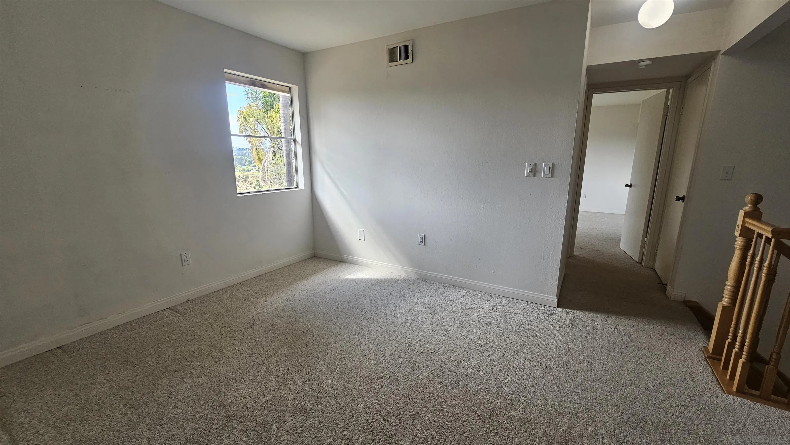https://cdn.realtyfeed.com/cdn/127/260010554/3904ab7ae2e7444189c6ad2c3417c1a4.webp