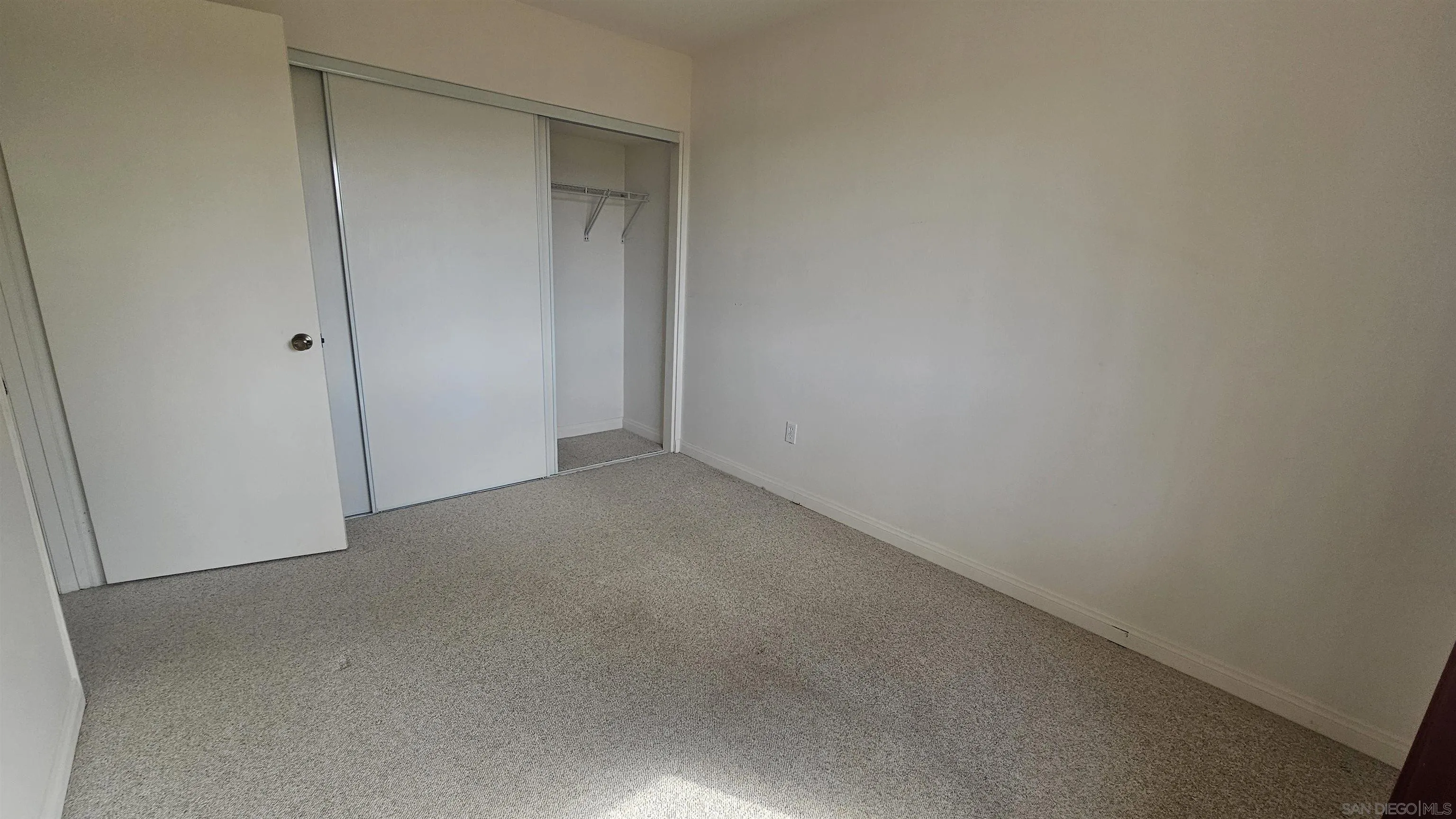 https://cdn.realtyfeed.com/cdn/127/260010554/65e592b39f45e87daf42962d455557a0.webp