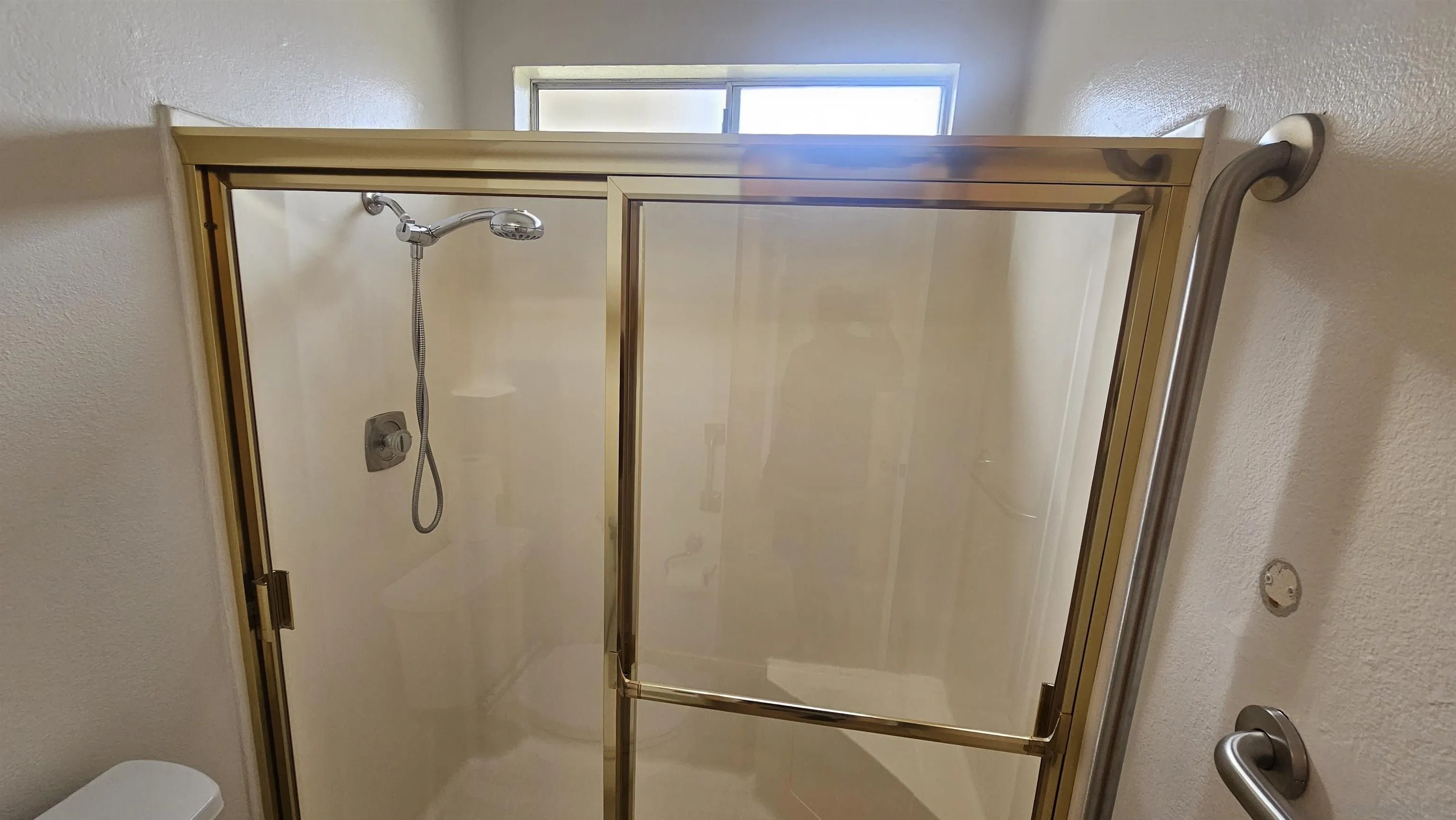 https://cdn.realtyfeed.com/cdn/127/260010554/76ba777e09b59b0e52883dac77b5b058.webp
