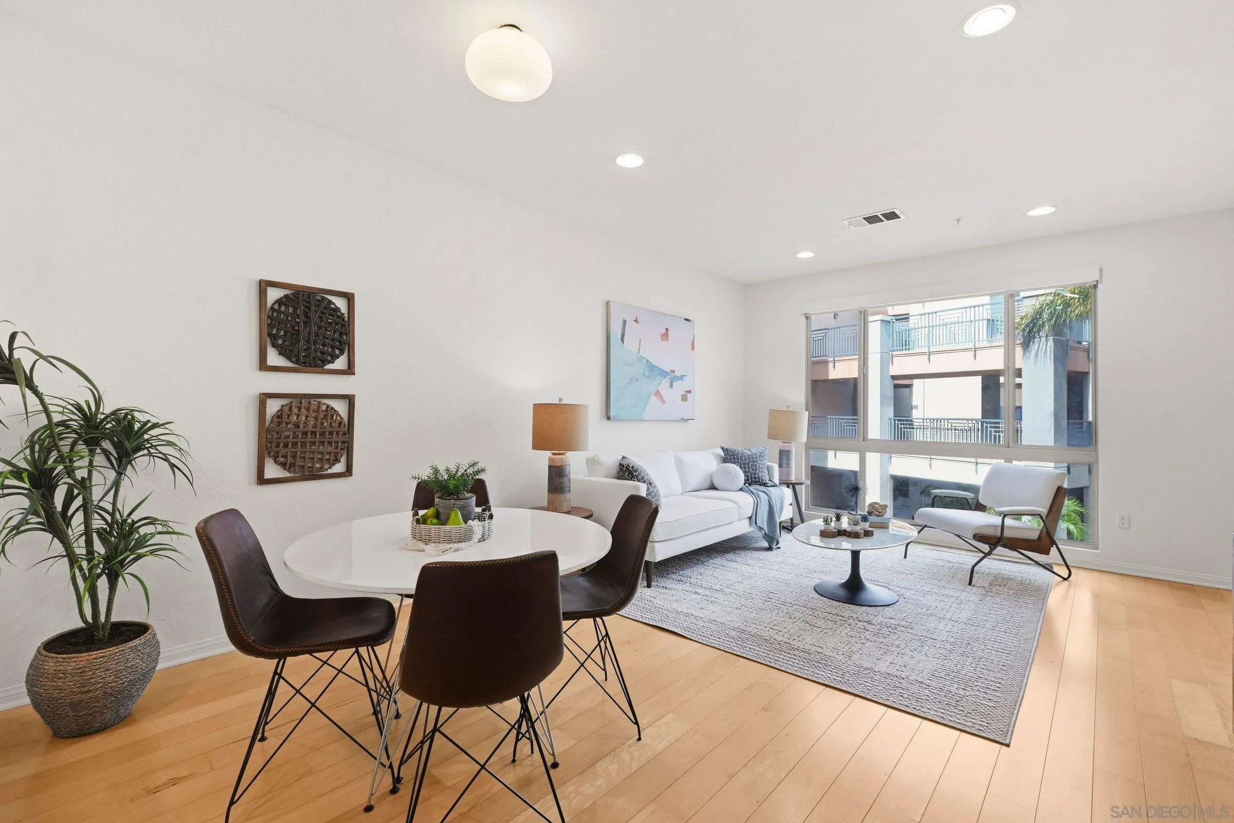 Photo #9: 260010556 Listing: Photo #9