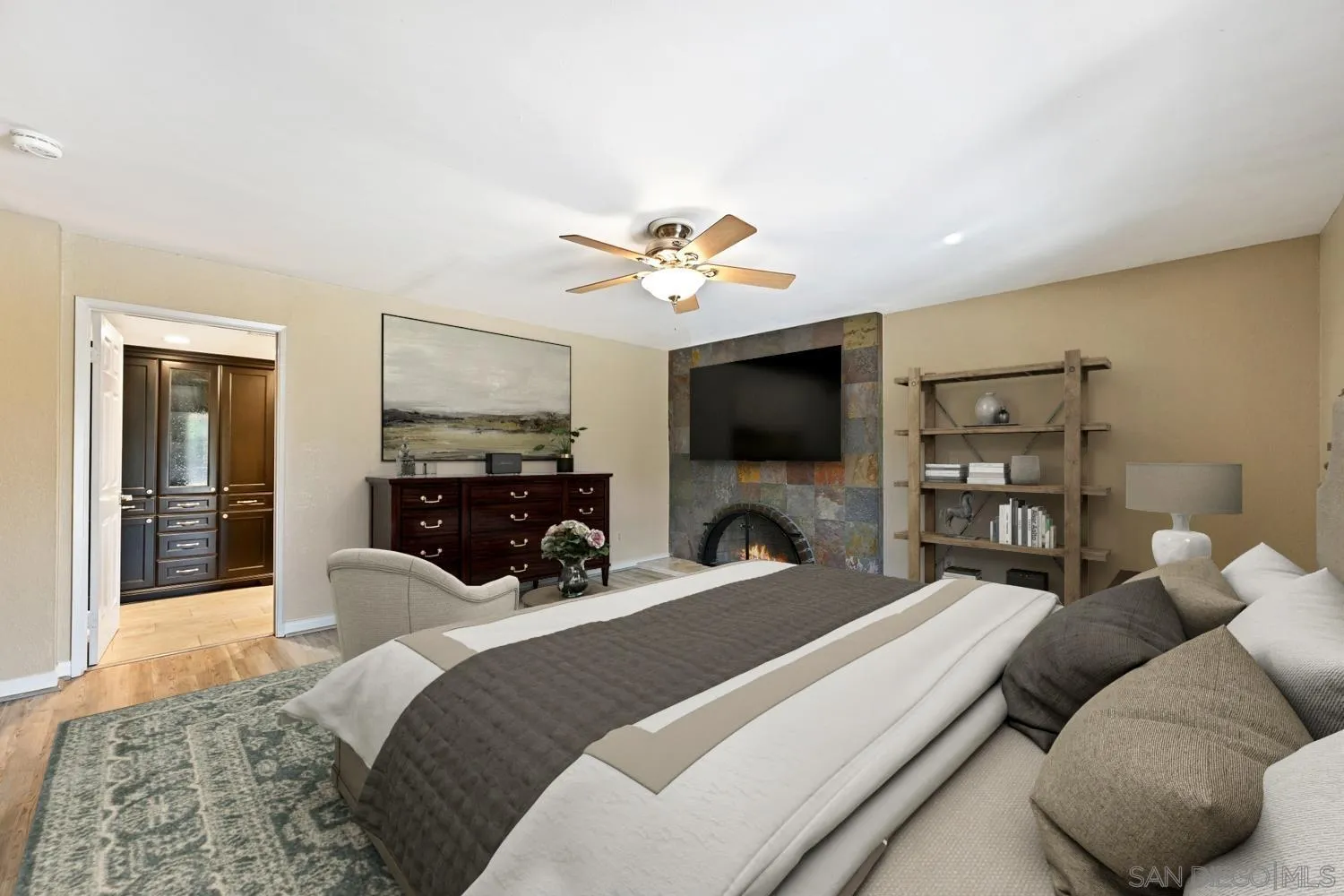 https://cdn.realtyfeed.com/cdn/127/260010558/fa3d8c6194f9f6fe3bd3cca5988e59ca.webp