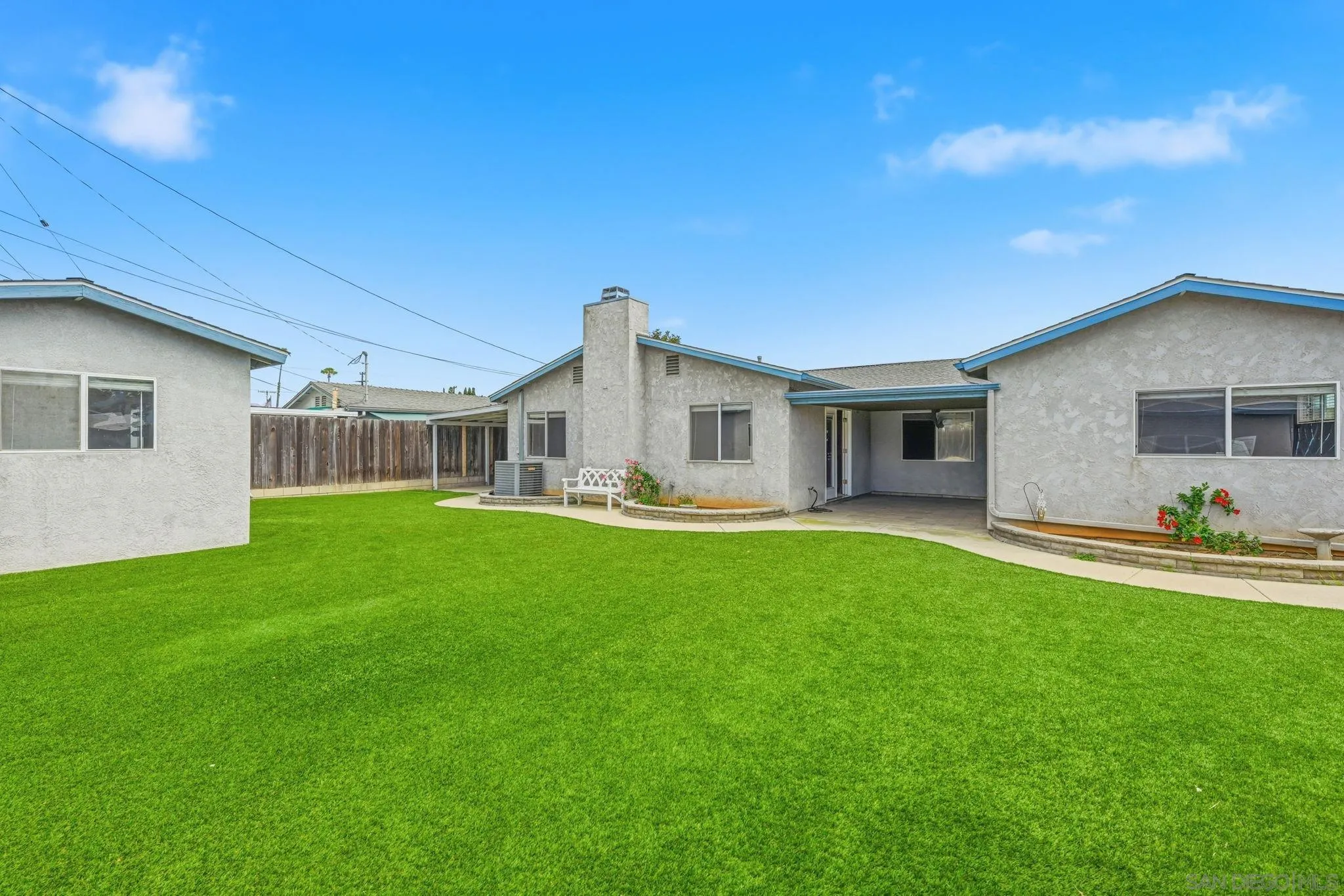 https://cdn.realtyfeed.com/cdn/127/260010559/178c0df026fd058d405d4984a6584322.webp