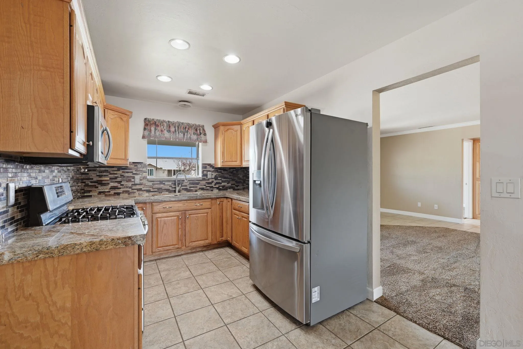https://cdn.realtyfeed.com/cdn/127/260010559/2a73d3fd1687432bb87b8aa4d64dd046.webp