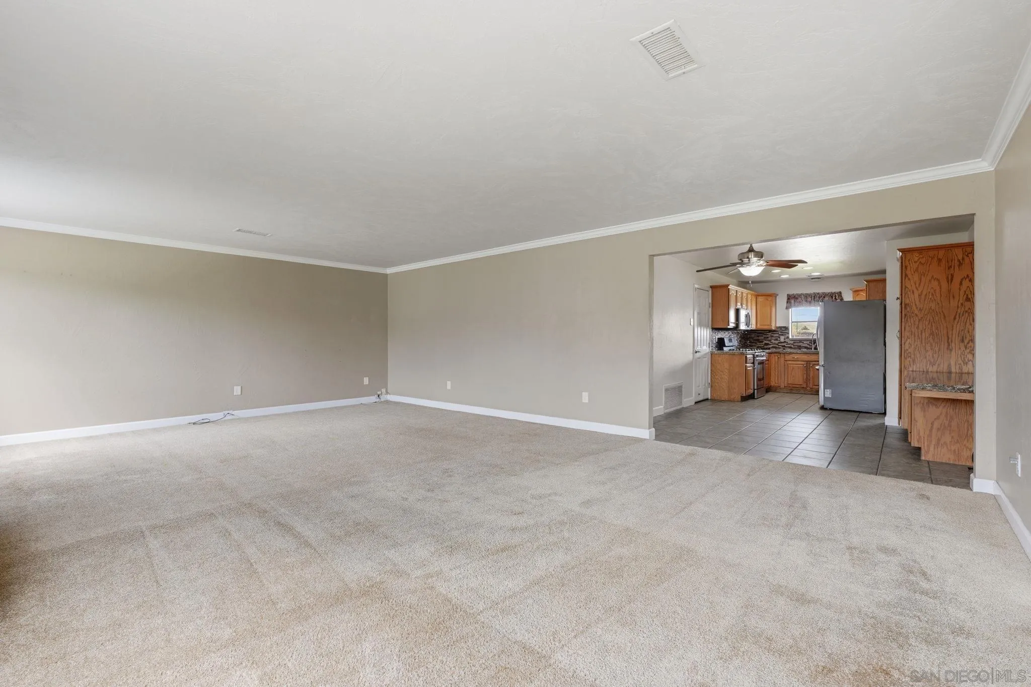 https://cdn.realtyfeed.com/cdn/127/260010559/3065c4b3dc4e9457c031dd670cfd376a.webp