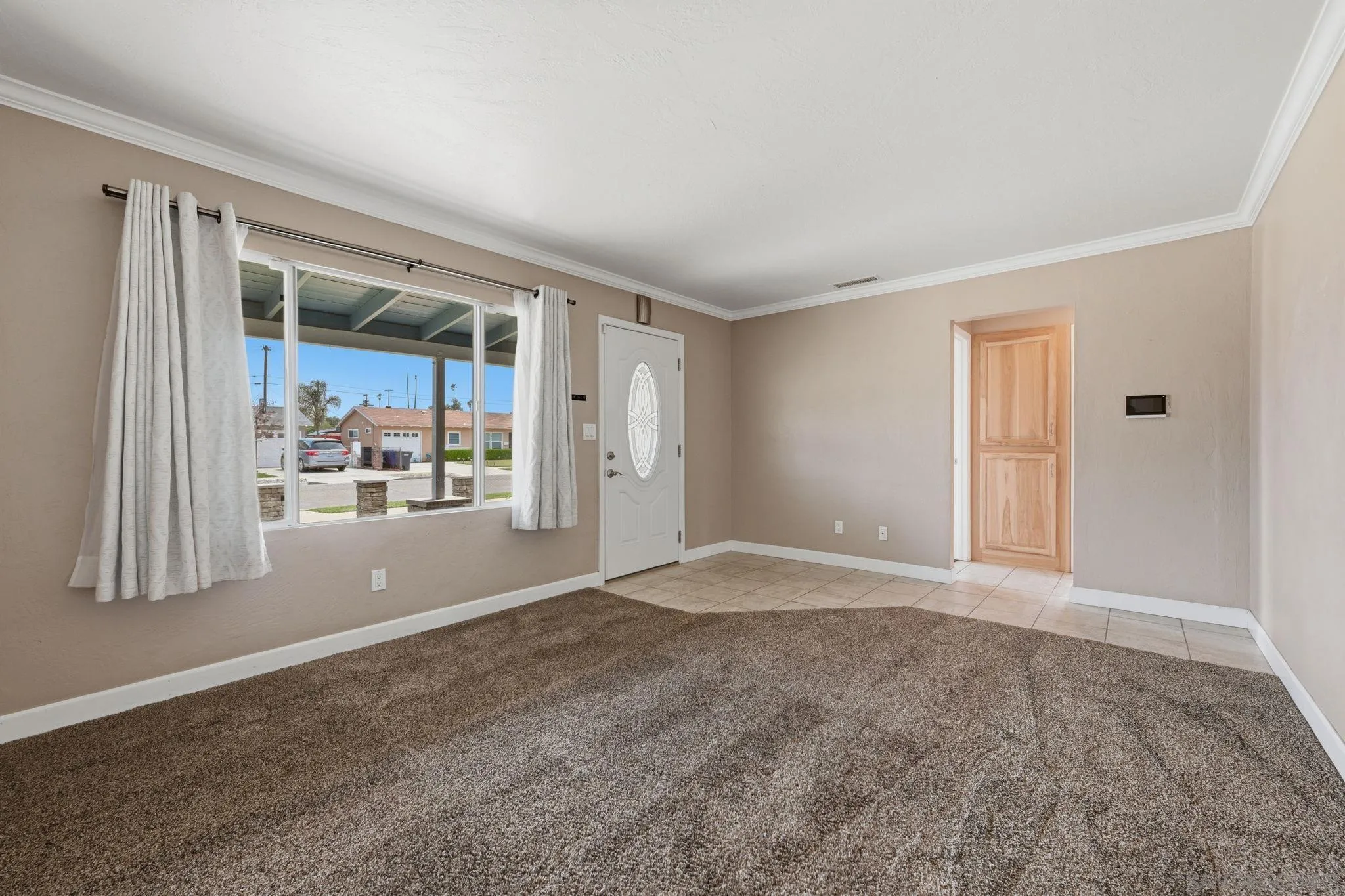 https://cdn.realtyfeed.com/cdn/127/260010559/576f4352e9d12937fa0383bb275753fb.webp