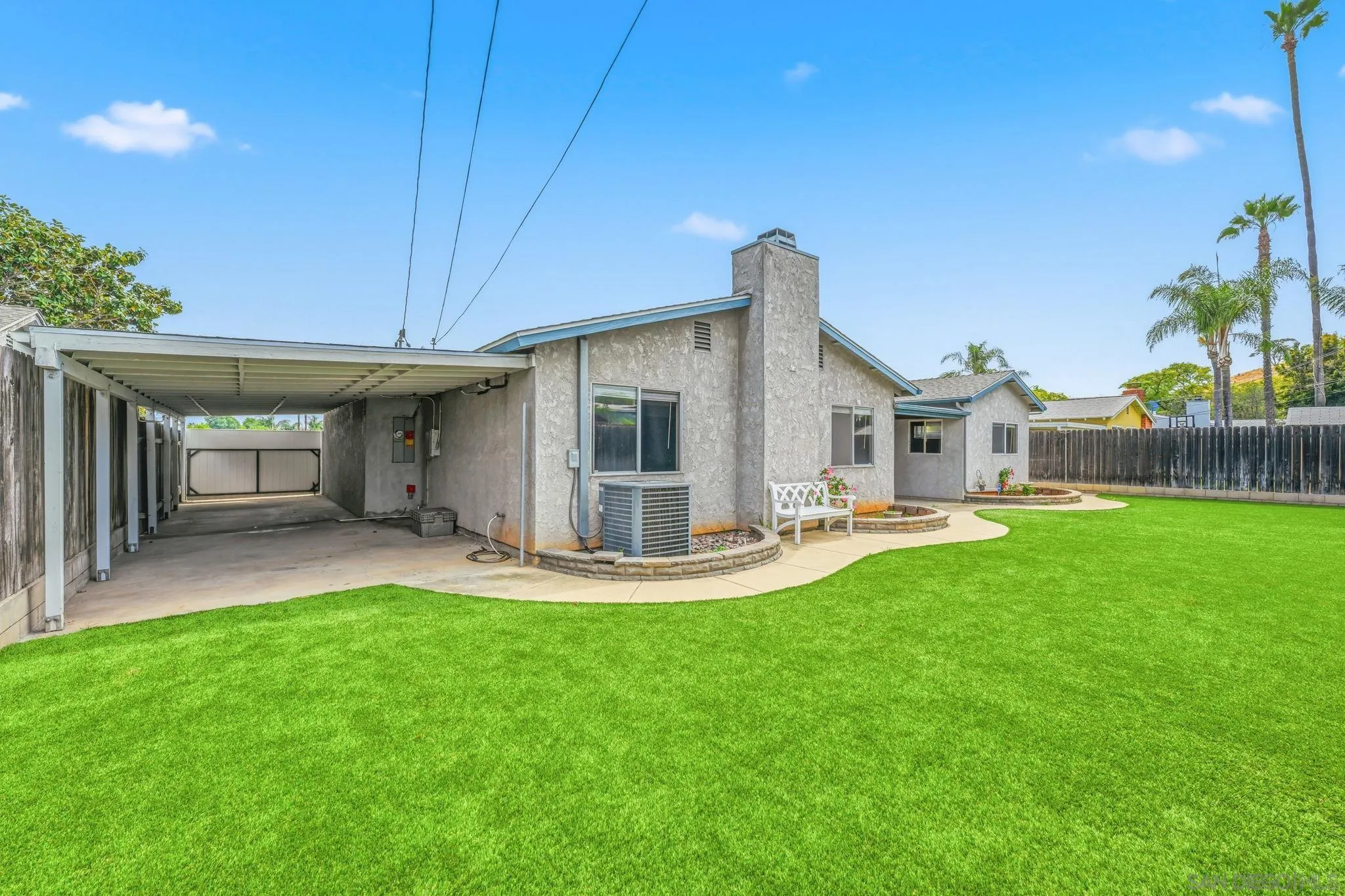 https://cdn.realtyfeed.com/cdn/127/260010559/6dc244e160b21db67d5e0ed06007683c.webp