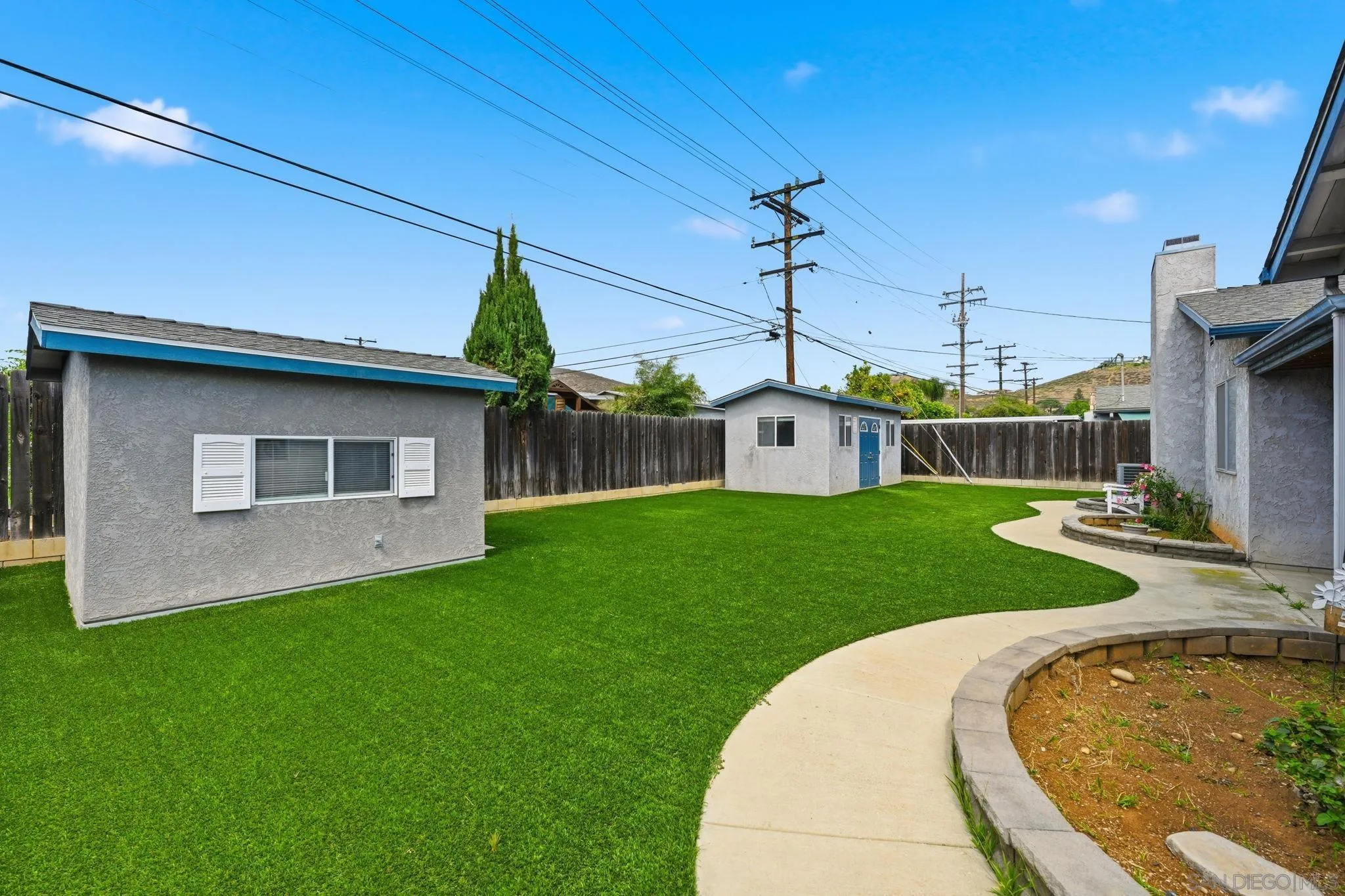 https://cdn.realtyfeed.com/cdn/127/260010559/8cf6af5f6a0137ceeb1d1aac6ac4fc85.webp