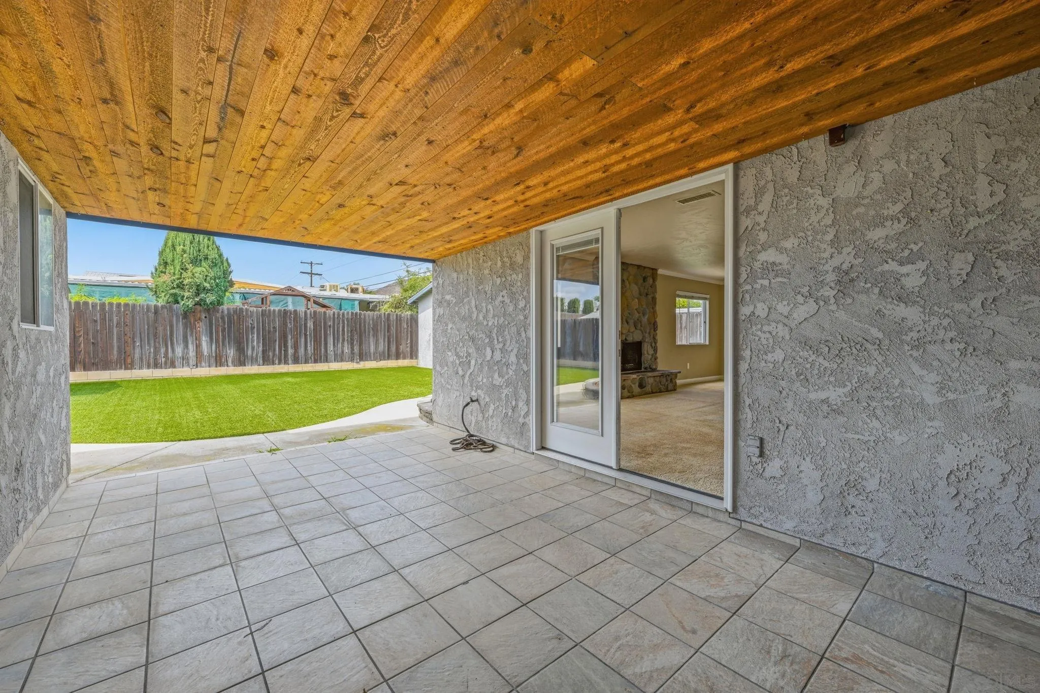 https://cdn.realtyfeed.com/cdn/127/260010559/8ea21cbc4075f637a5dd761ddd3f2fba.webp