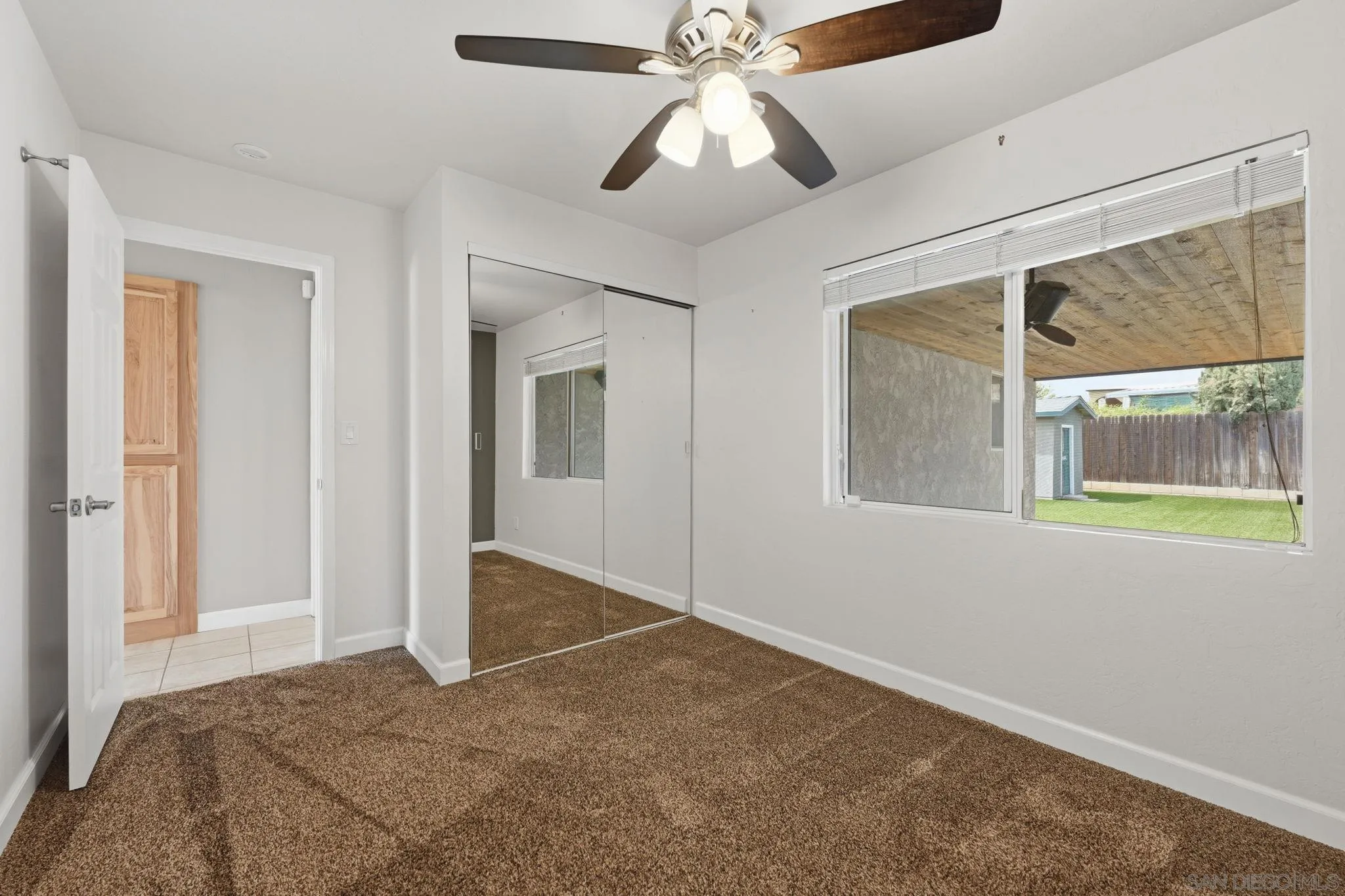 https://cdn.realtyfeed.com/cdn/127/260010559/906c7bf9f82ea149b03dcc5c1044f45d.webp