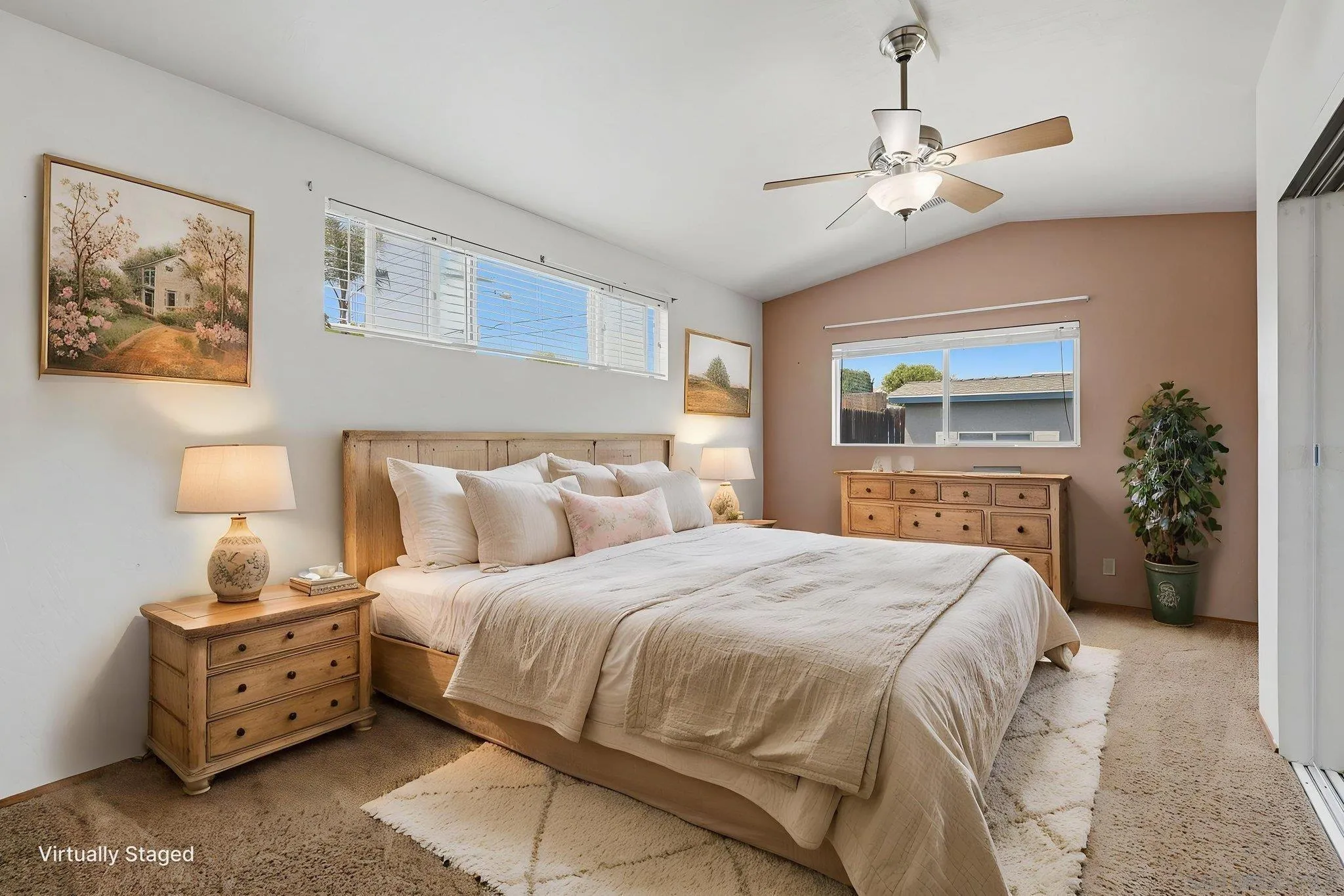 https://cdn.realtyfeed.com/cdn/127/260010559/ab6dd63b61e5e140d39cb54544ecced6.webp