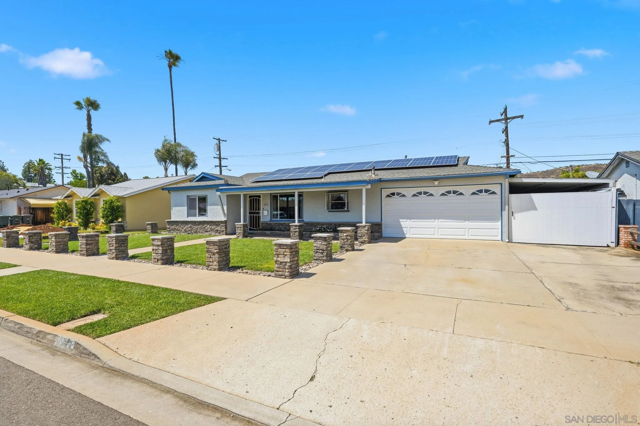 https://cdn.realtyfeed.com/cdn/127/260010559/c7a468234a5d60f19601fa0f108a7857.webp