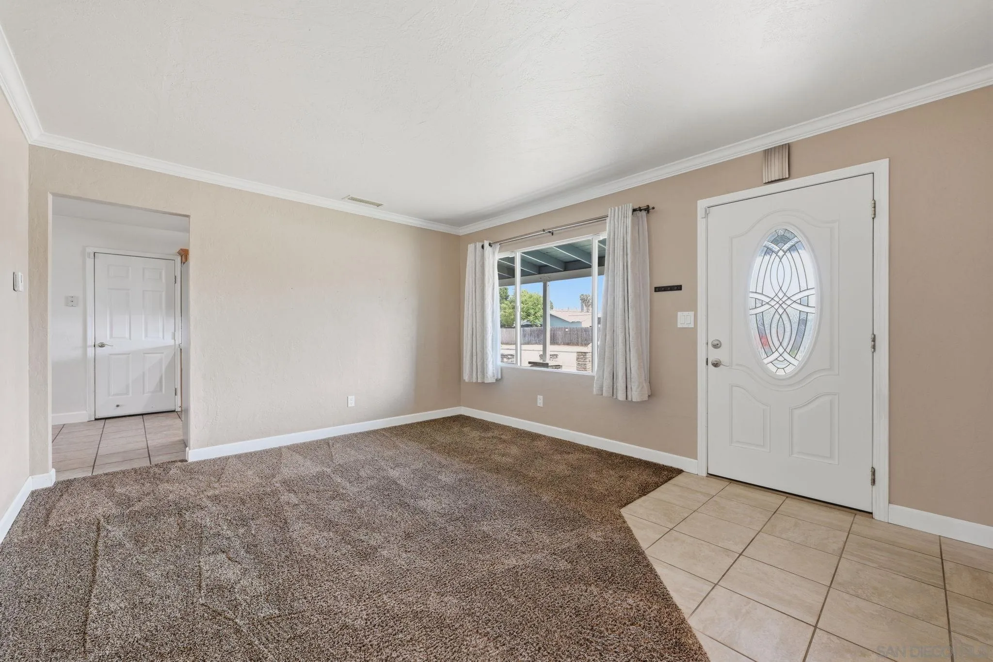 https://cdn.realtyfeed.com/cdn/127/260010559/eb81aa4ef36eeaad1c88488db3138b4a.webp