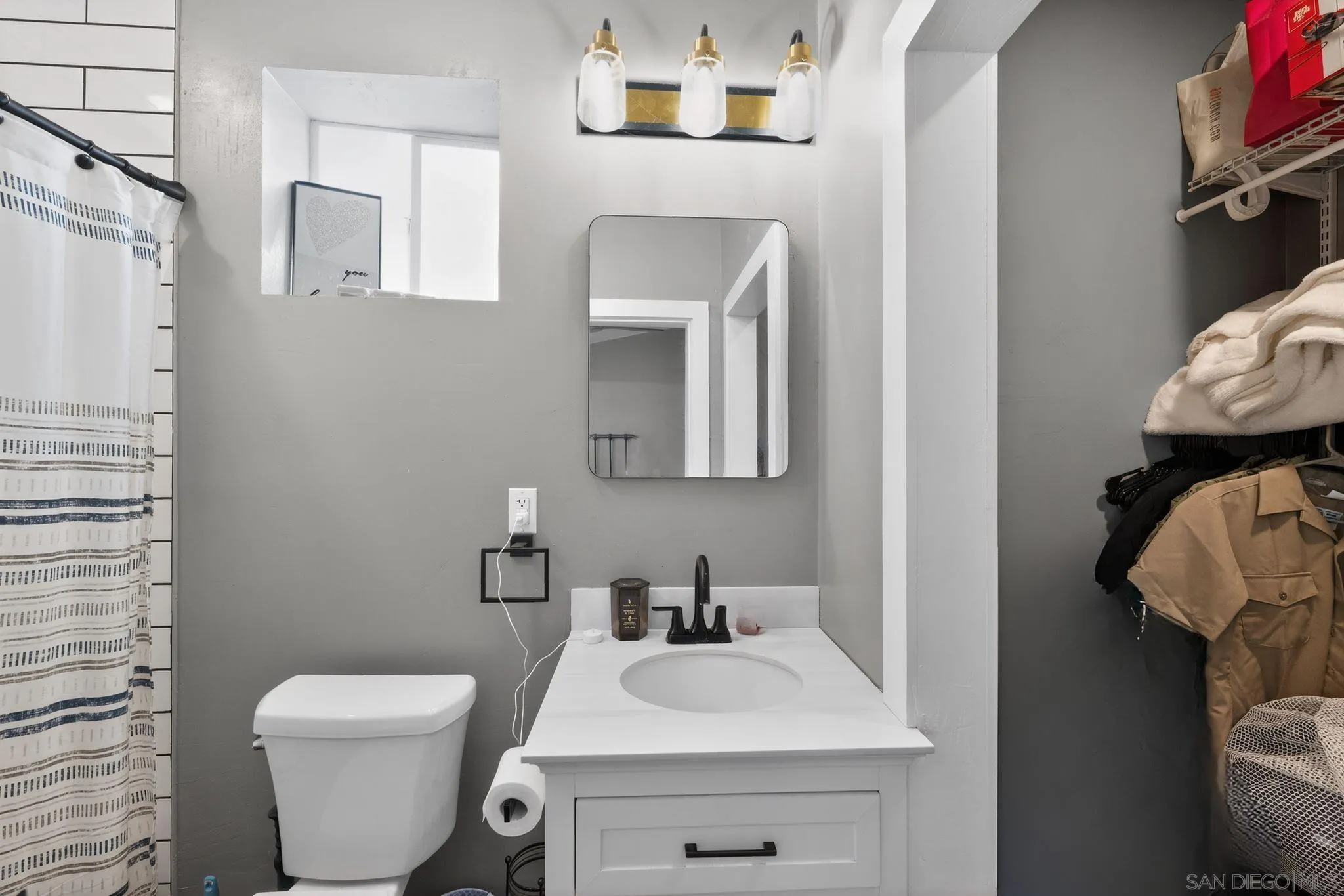 https://cdn.realtyfeed.com/cdn/127/260010565/a7c1c9afbdb636f9813574a24d8614f4.webp