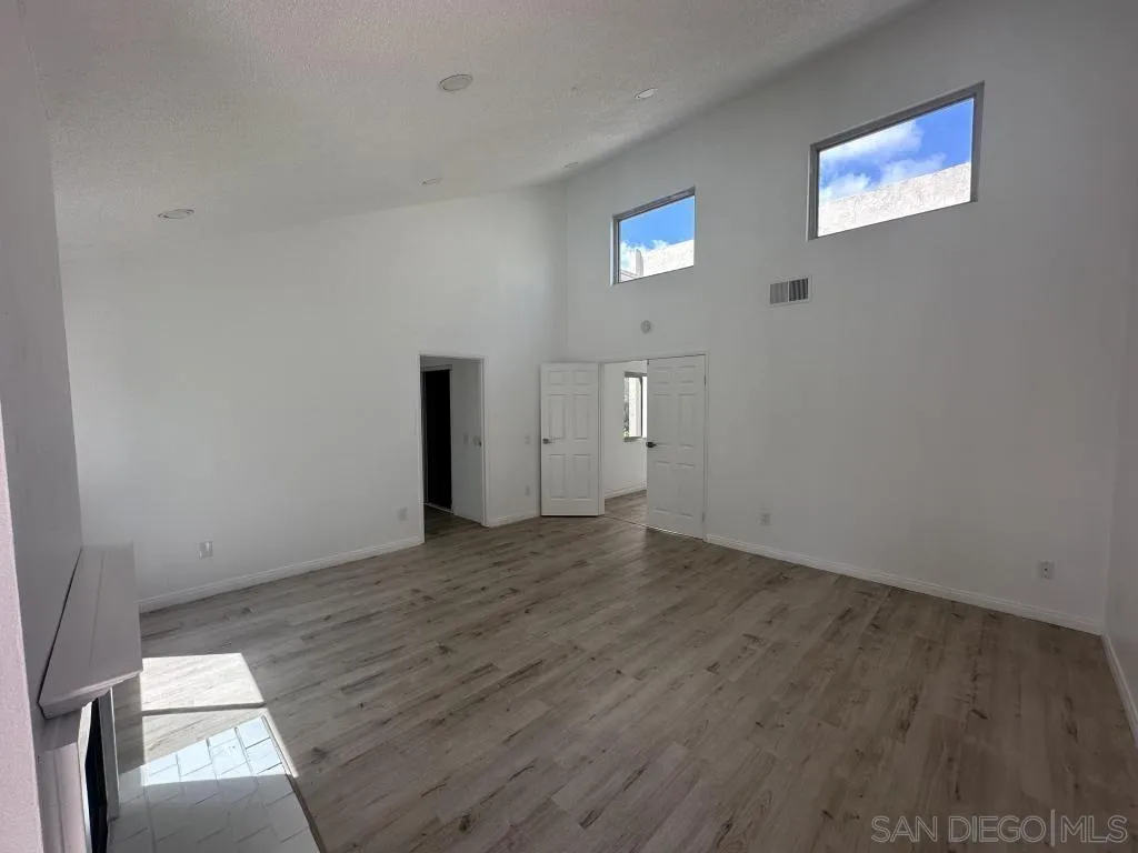 Photo #6: 260010569 Listing: Photo #6