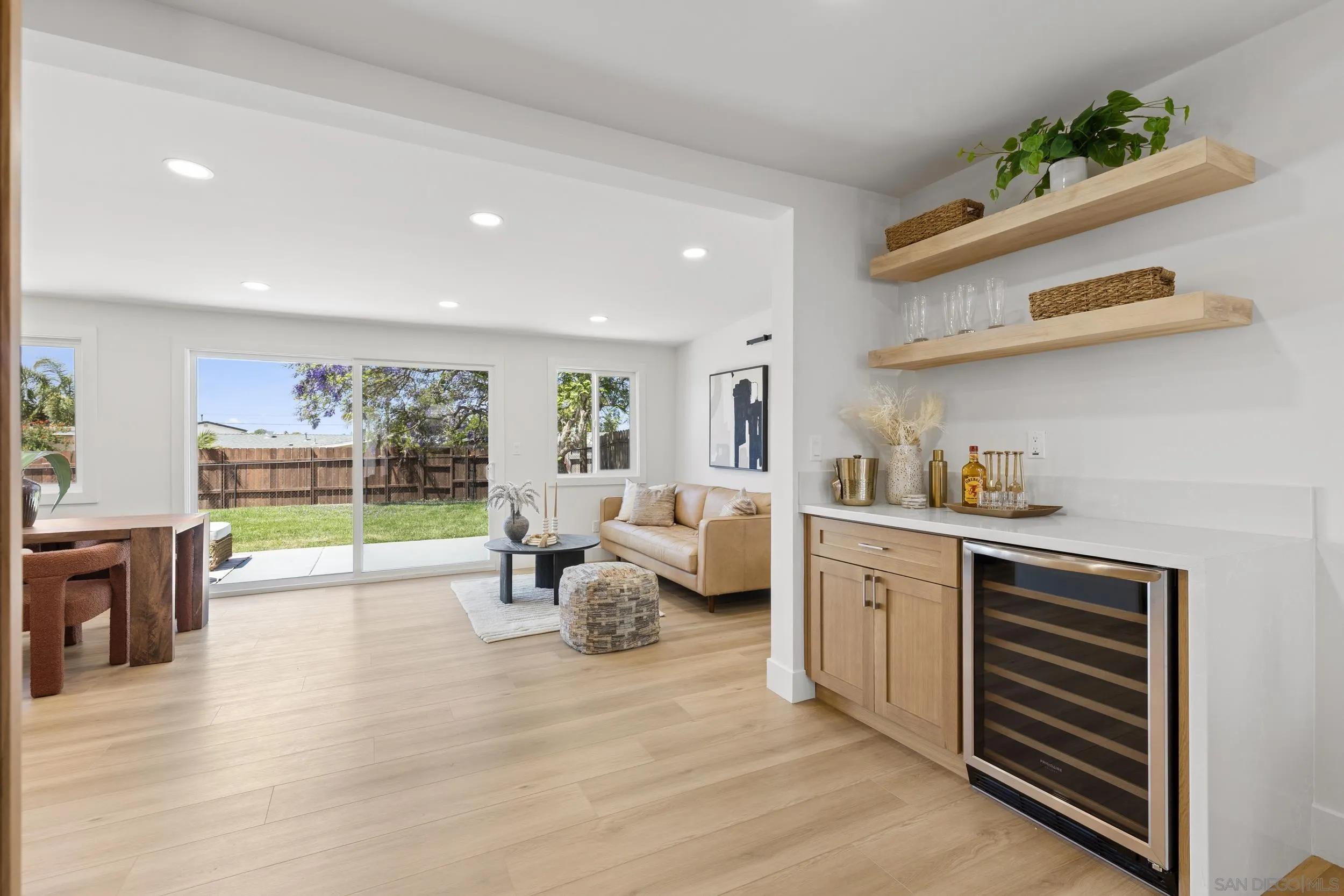 https://cdn.realtyfeed.com/cdn/127/260010570/683396c4c3ba6dcc98ca2d606418411b.webp