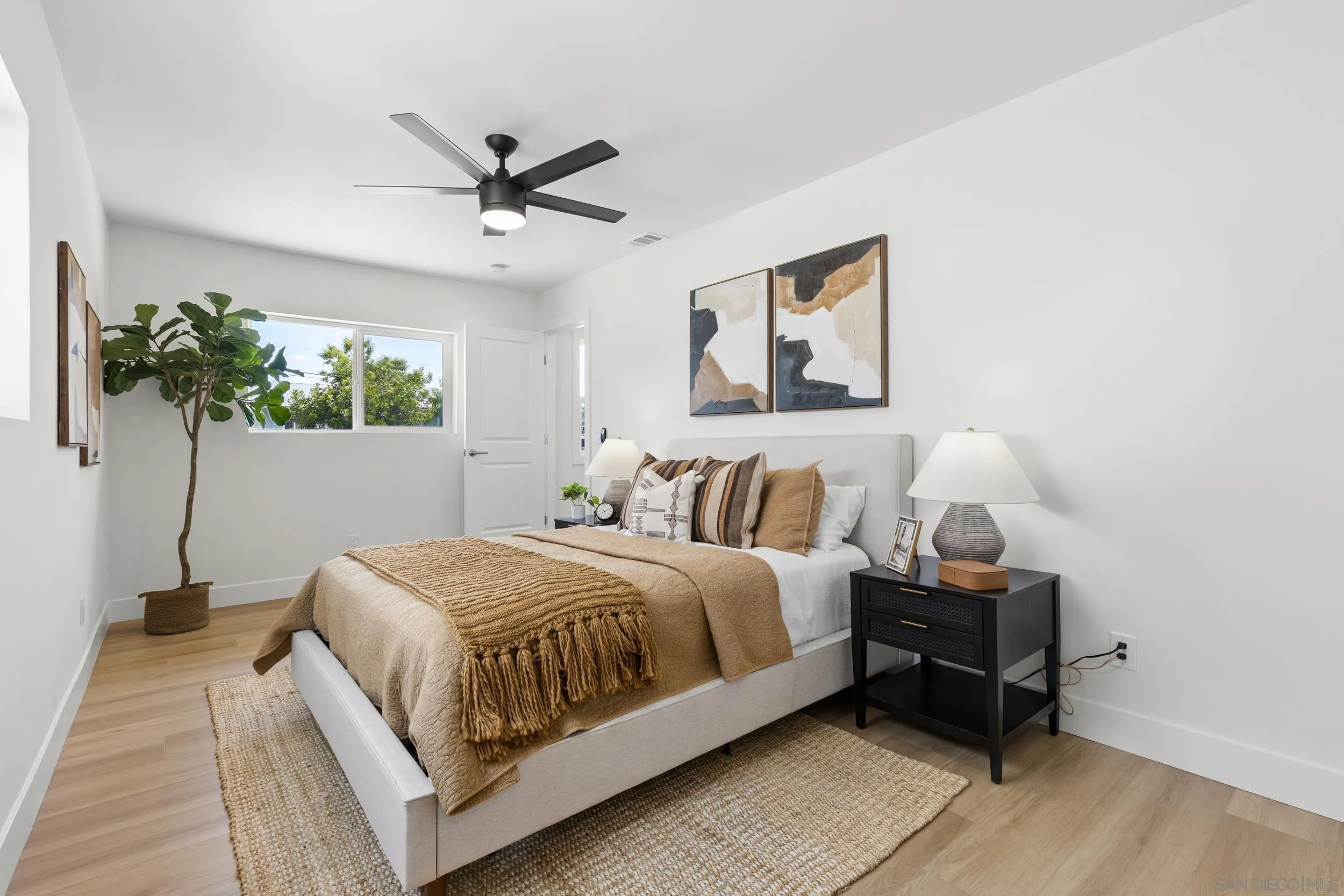 https://cdn.realtyfeed.com/cdn/127/260010570/fa6e60f73cf3cb09ed0f3cc7143a9b1c.webp