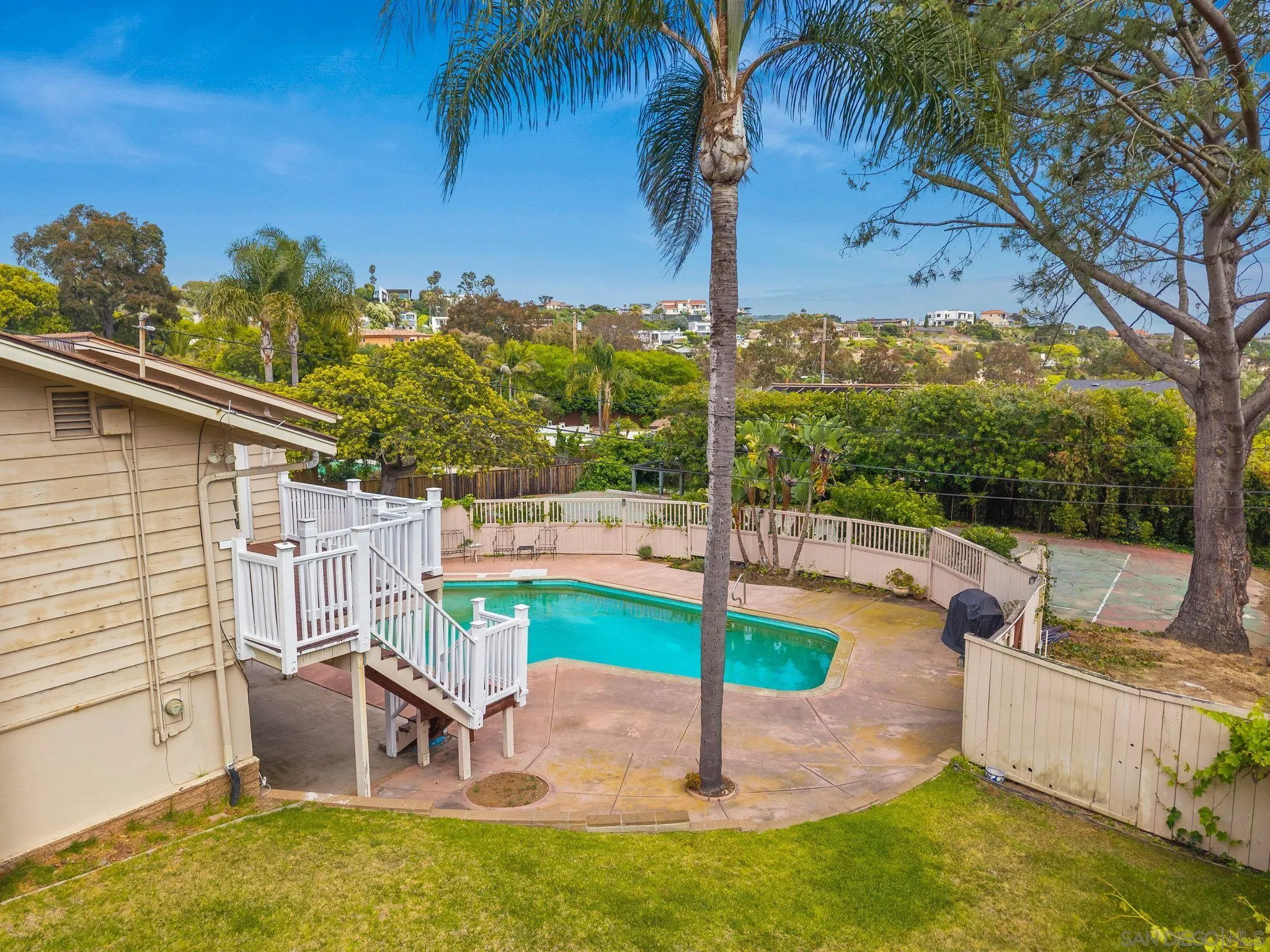 https://cdn.realtyfeed.com/cdn/127/260010572/0a636308e72712fa0e7872fbce8e198c.webp