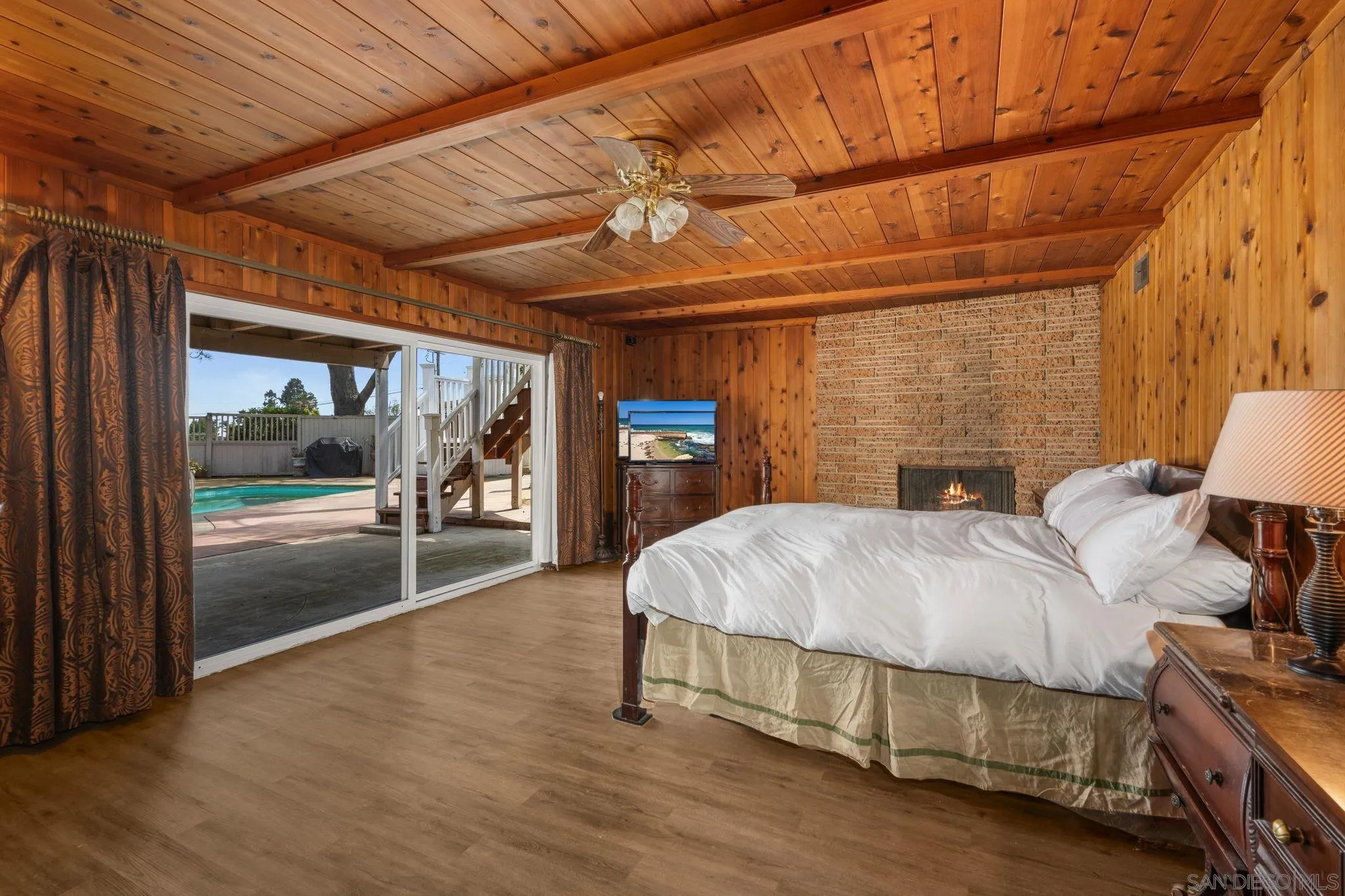 https://cdn.realtyfeed.com/cdn/127/260010572/24a7c8e410c1e6ddf13c2d4f53b8d781.webp