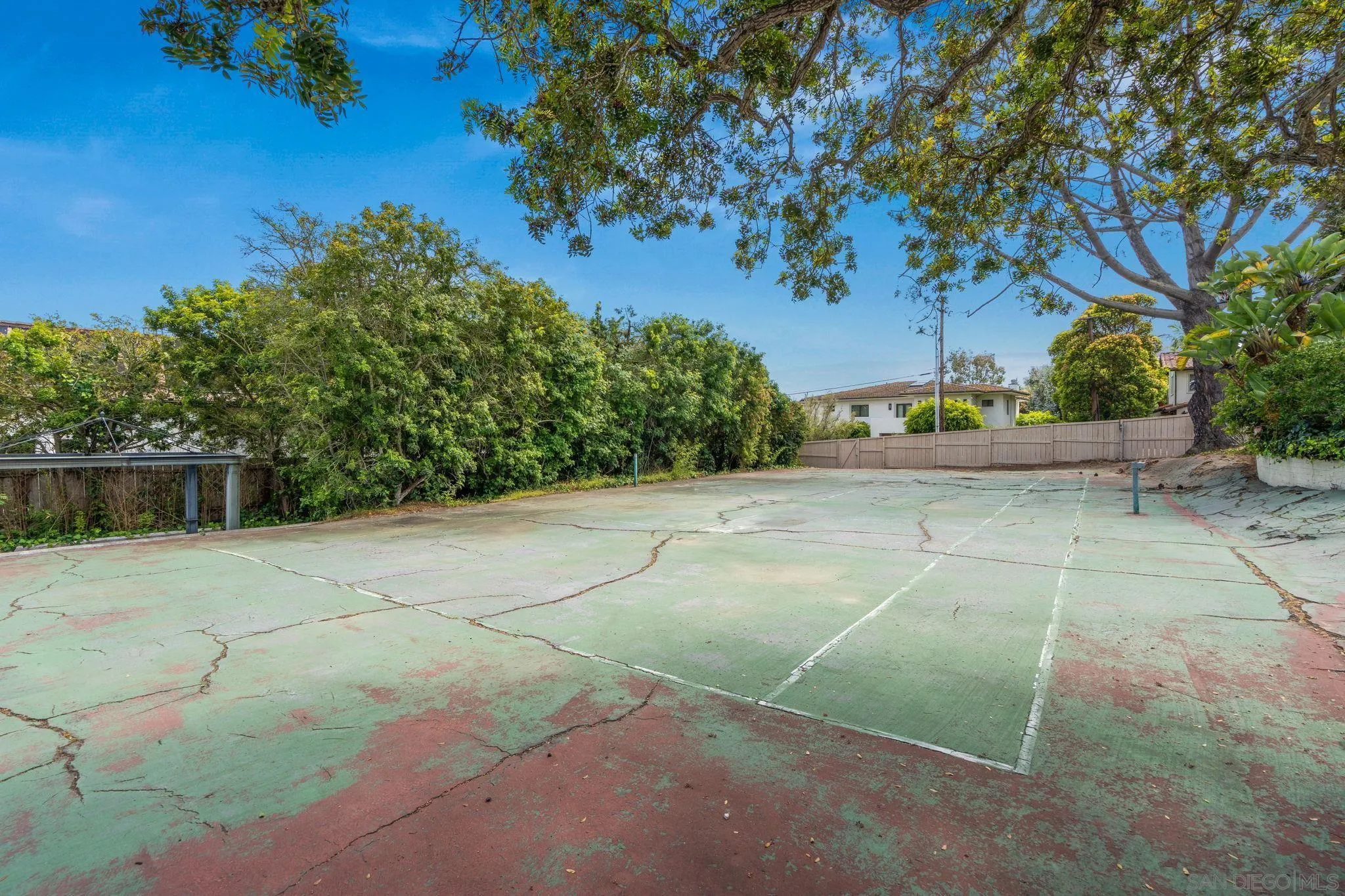 https://cdn.realtyfeed.com/cdn/127/260010572/76b3b8beb67f6dbad1a915b06c62bfdf.webp
