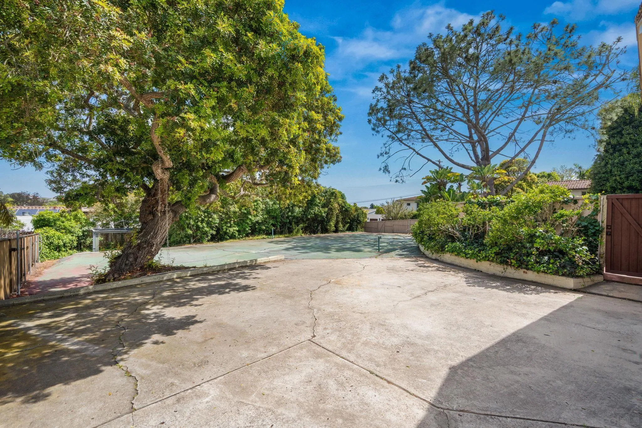 https://cdn.realtyfeed.com/cdn/127/260010572/89227a06d0a3a24b812705e94986eda6.webp