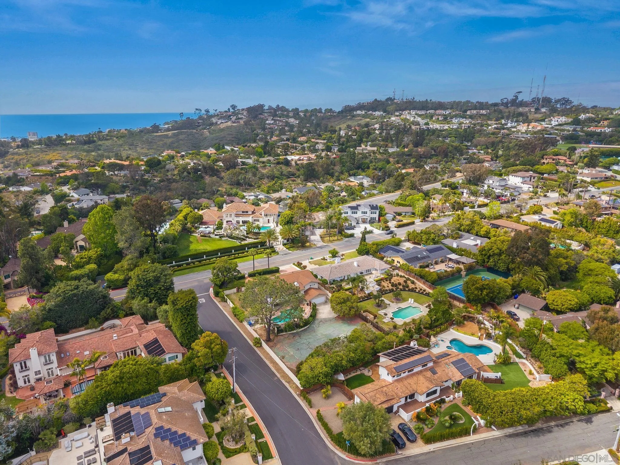 https://cdn.realtyfeed.com/cdn/127/260010572/ca96782f241a73f62e92618fbbe1d70b.webp