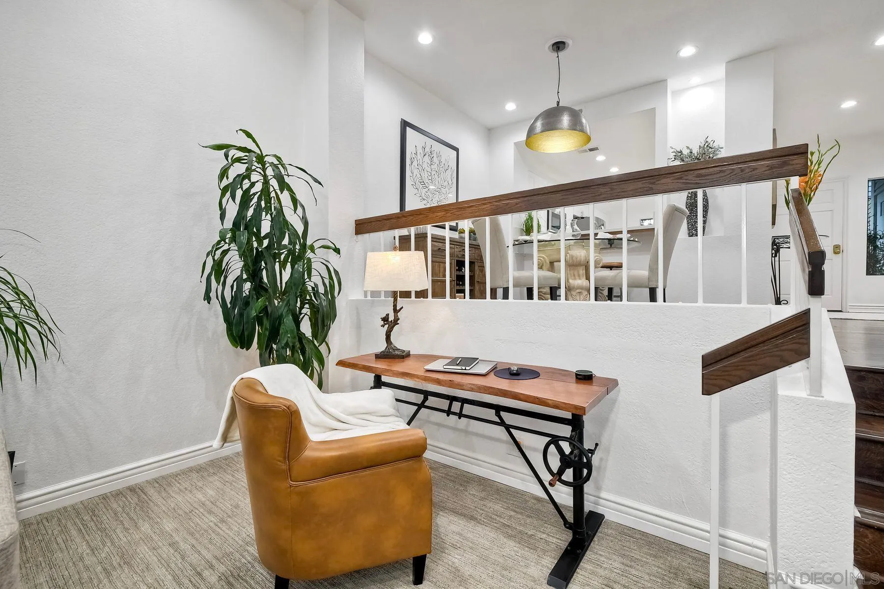 https://cdn.realtyfeed.com/cdn/127/260010577/cdd92ad38bfbba757c0ebddd6dbacdcb.webp