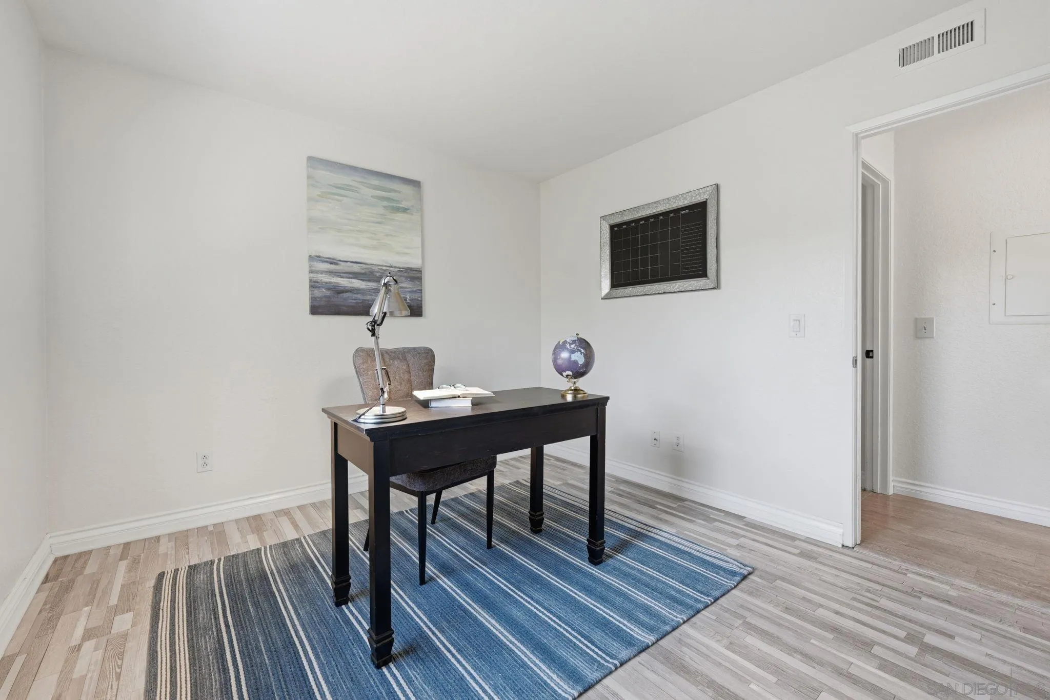 https://cdn.realtyfeed.com/cdn/127/260010581/35756c7fdd3c07a690fb5a6d4954b734.webp