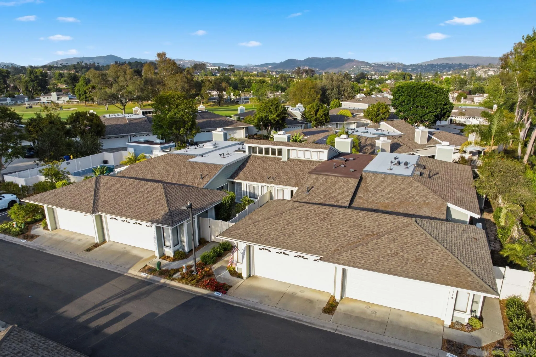 https://cdn.realtyfeed.com/cdn/127/260010581/5f32f00ca863fe076d85efe1c2c740ac.webp