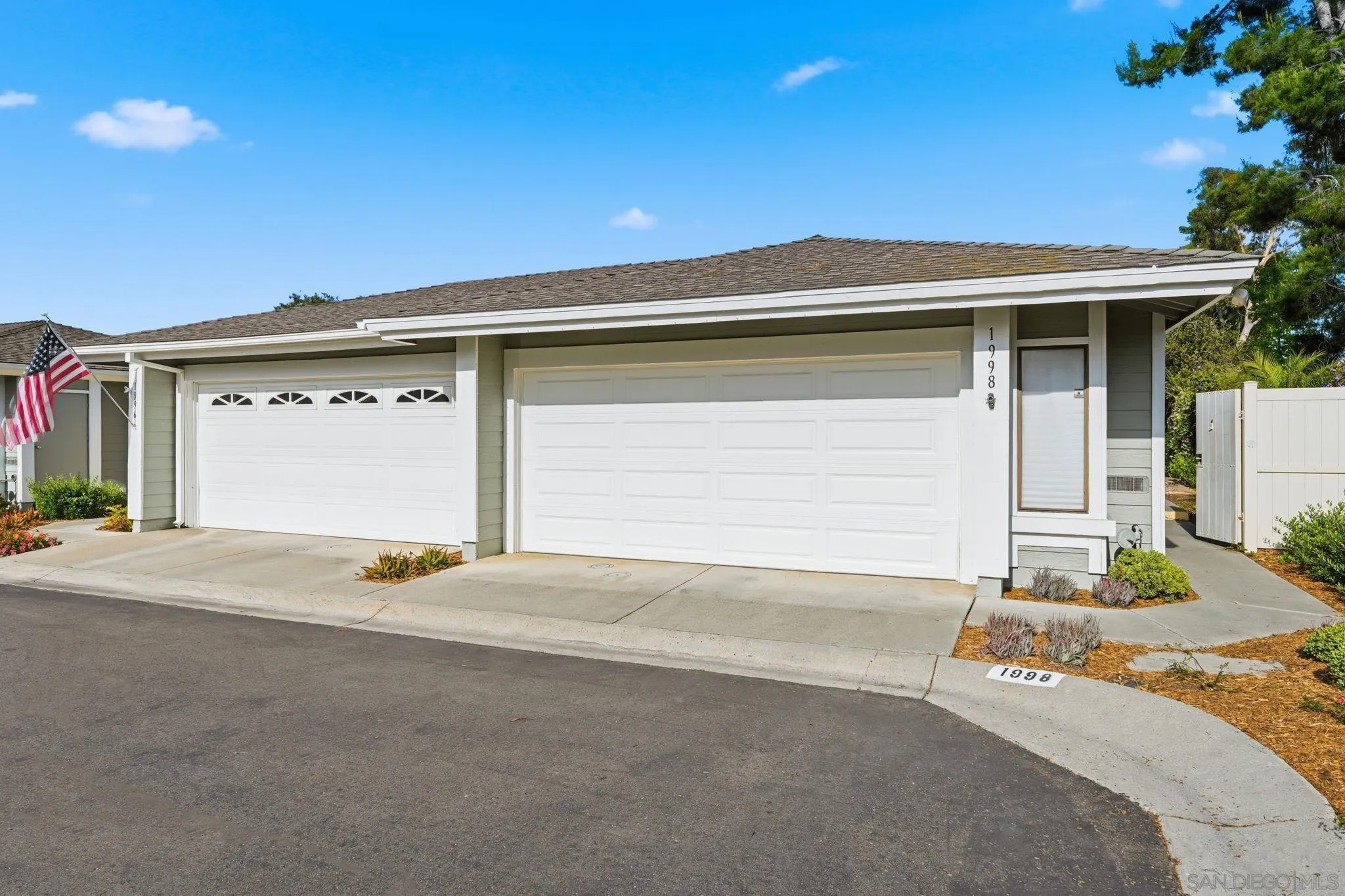 https://cdn.realtyfeed.com/cdn/127/260010581/91643a06e9fd1e0495d709c5dcb58286.webp