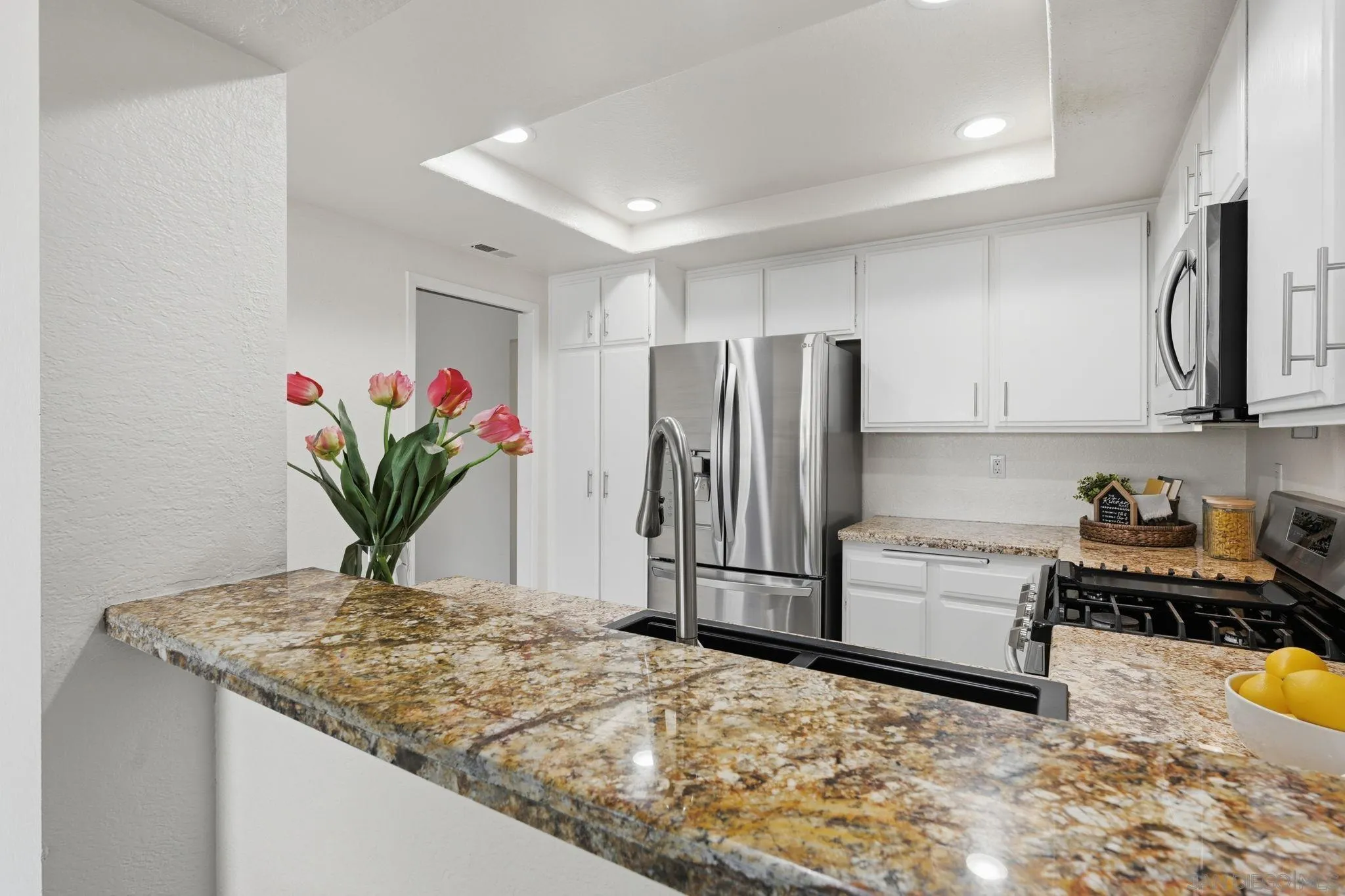 https://cdn.realtyfeed.com/cdn/127/260010581/f0db9ae331cca6f6ce00ab776eb7119a.webp