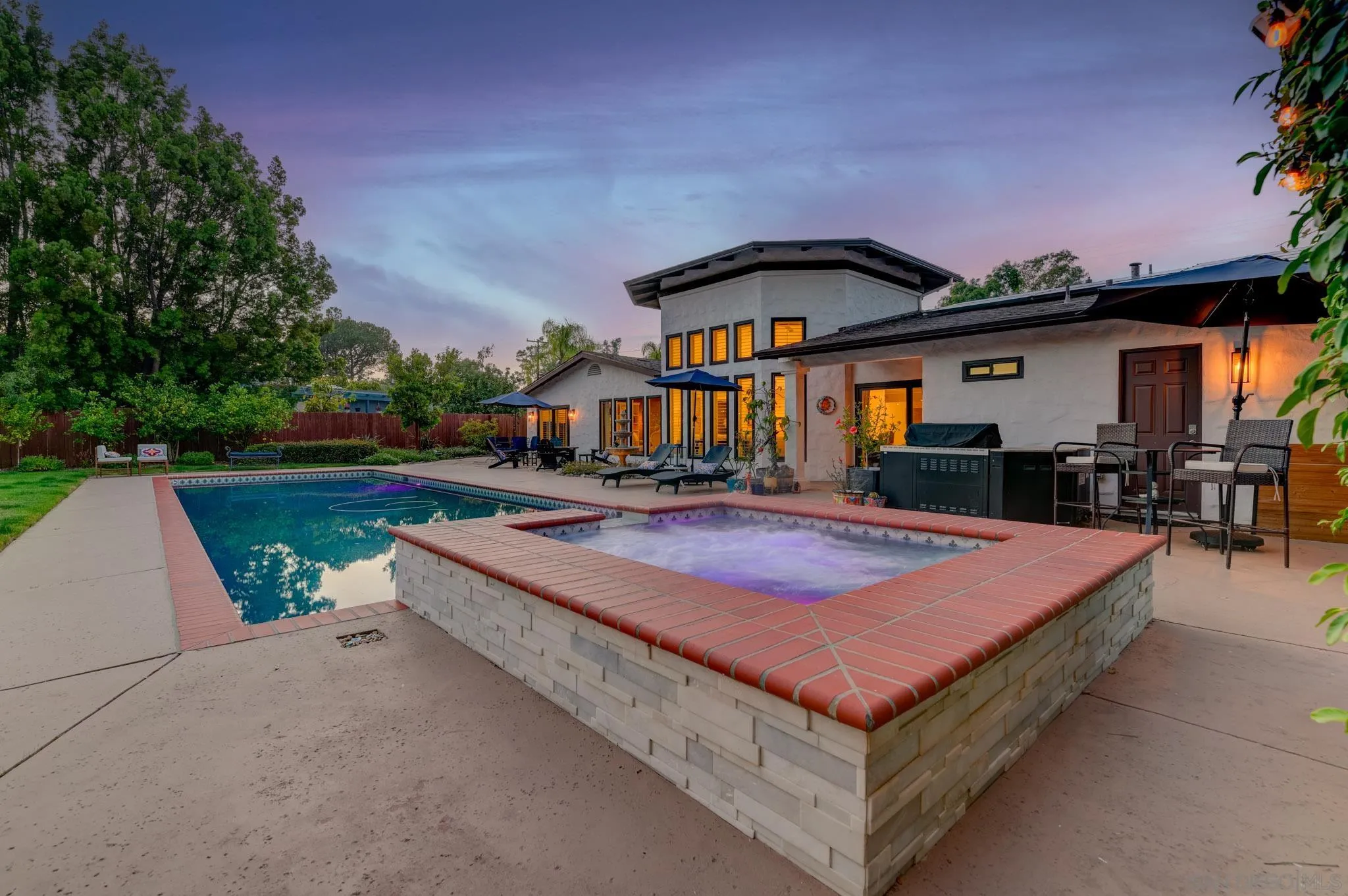https://cdn.realtyfeed.com/cdn/127/260010586/0ec60db27cf7f82d9558b9ce9c066858.webp